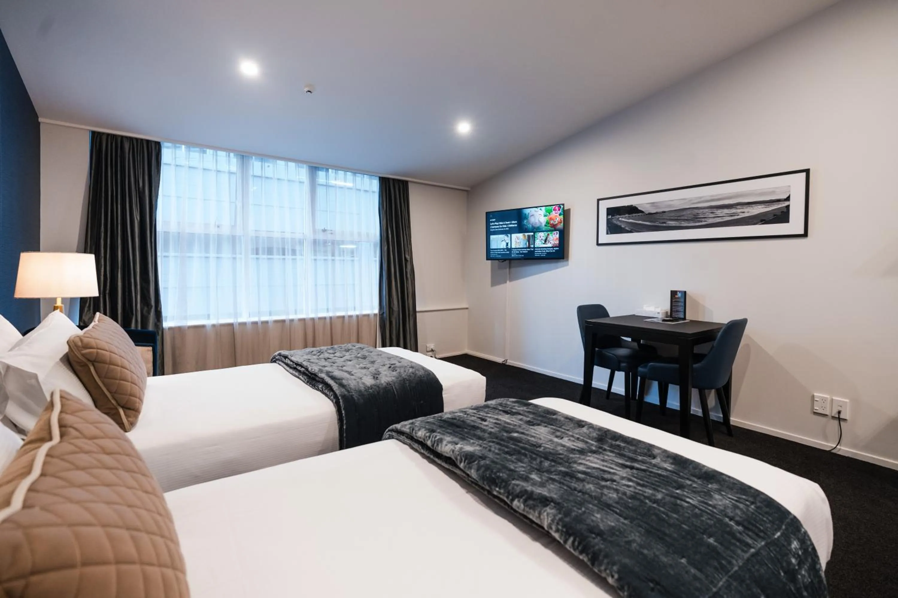 Bed in Gilmer Apartment Hotel