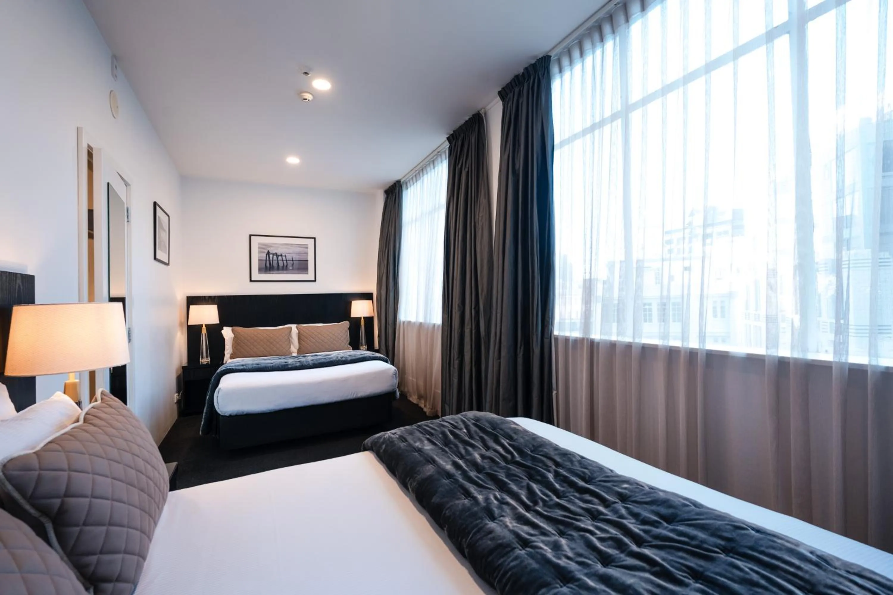 Bedroom, Bed in Gilmer Apartment Hotel