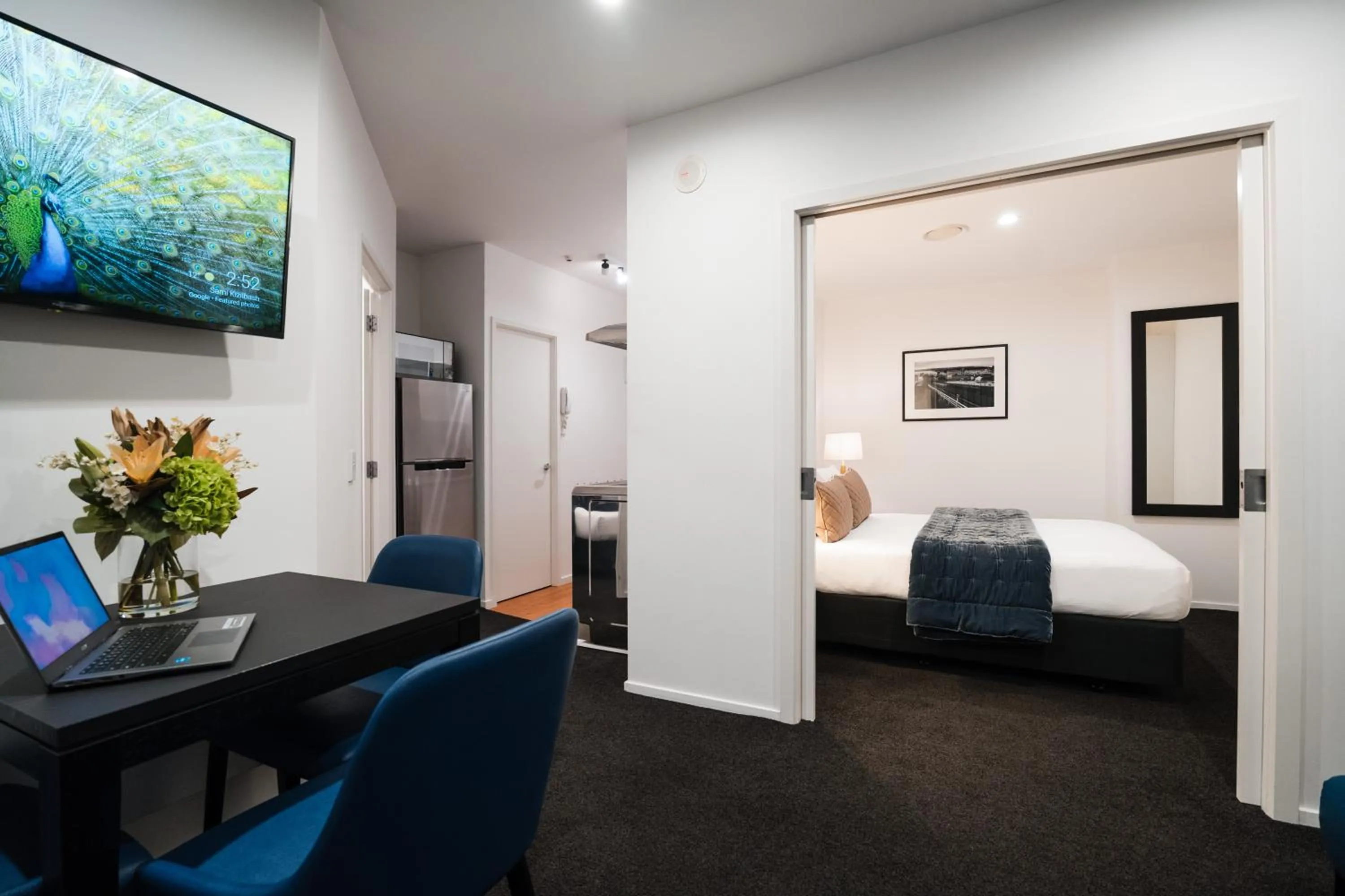 Bed in Gilmer Apartment Hotel