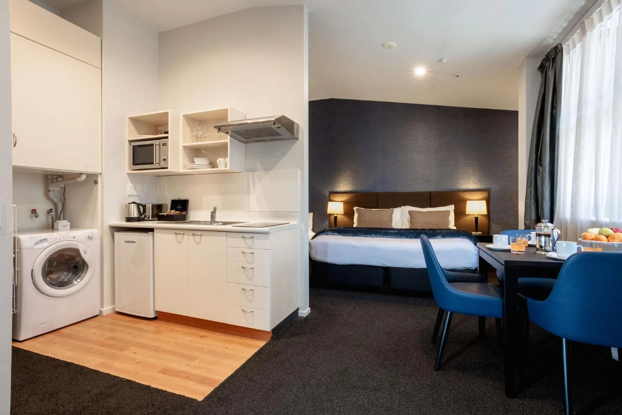 Bed in Gilmer Apartment Hotel