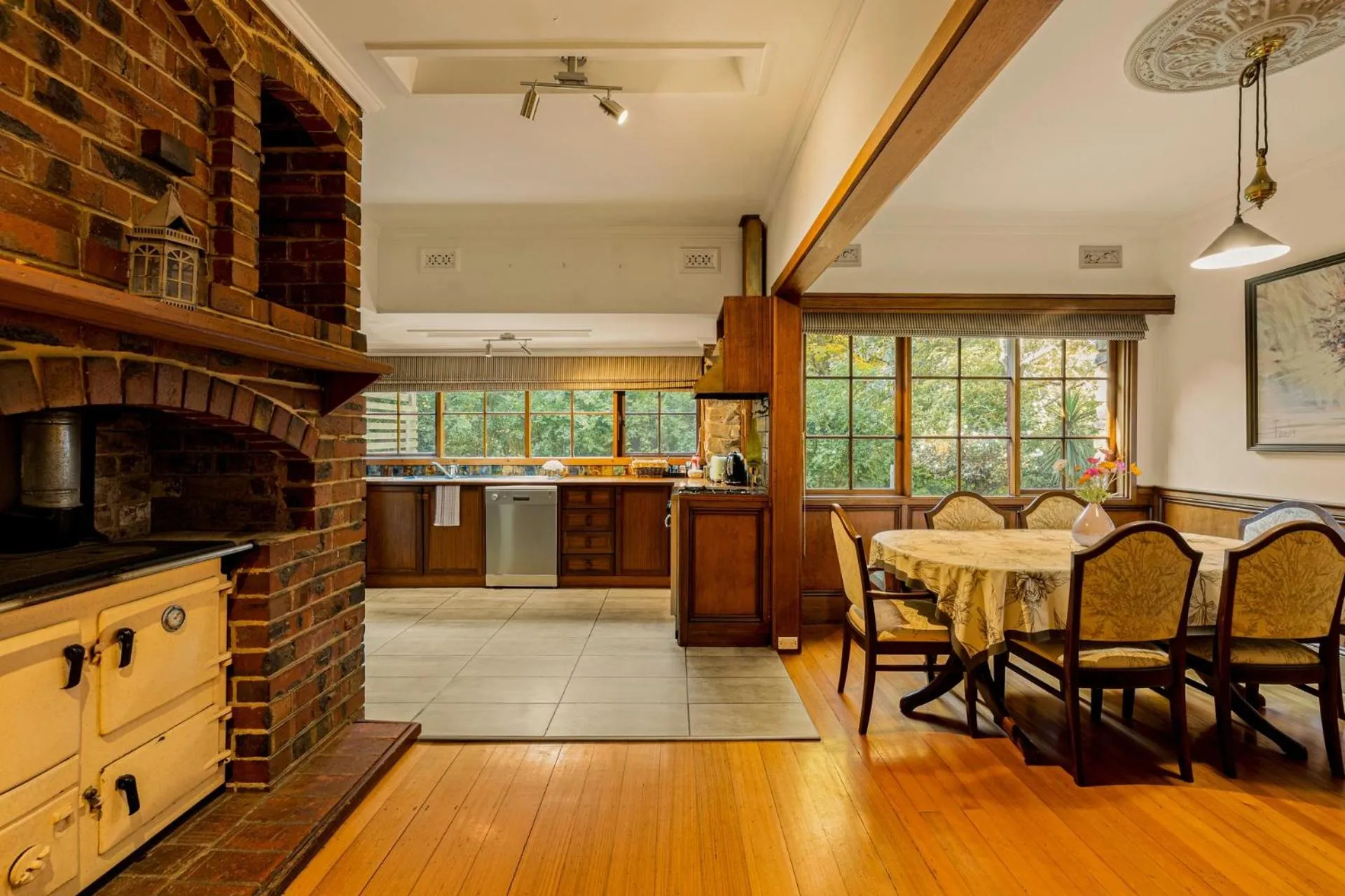 Arnica Views Summit Retreat