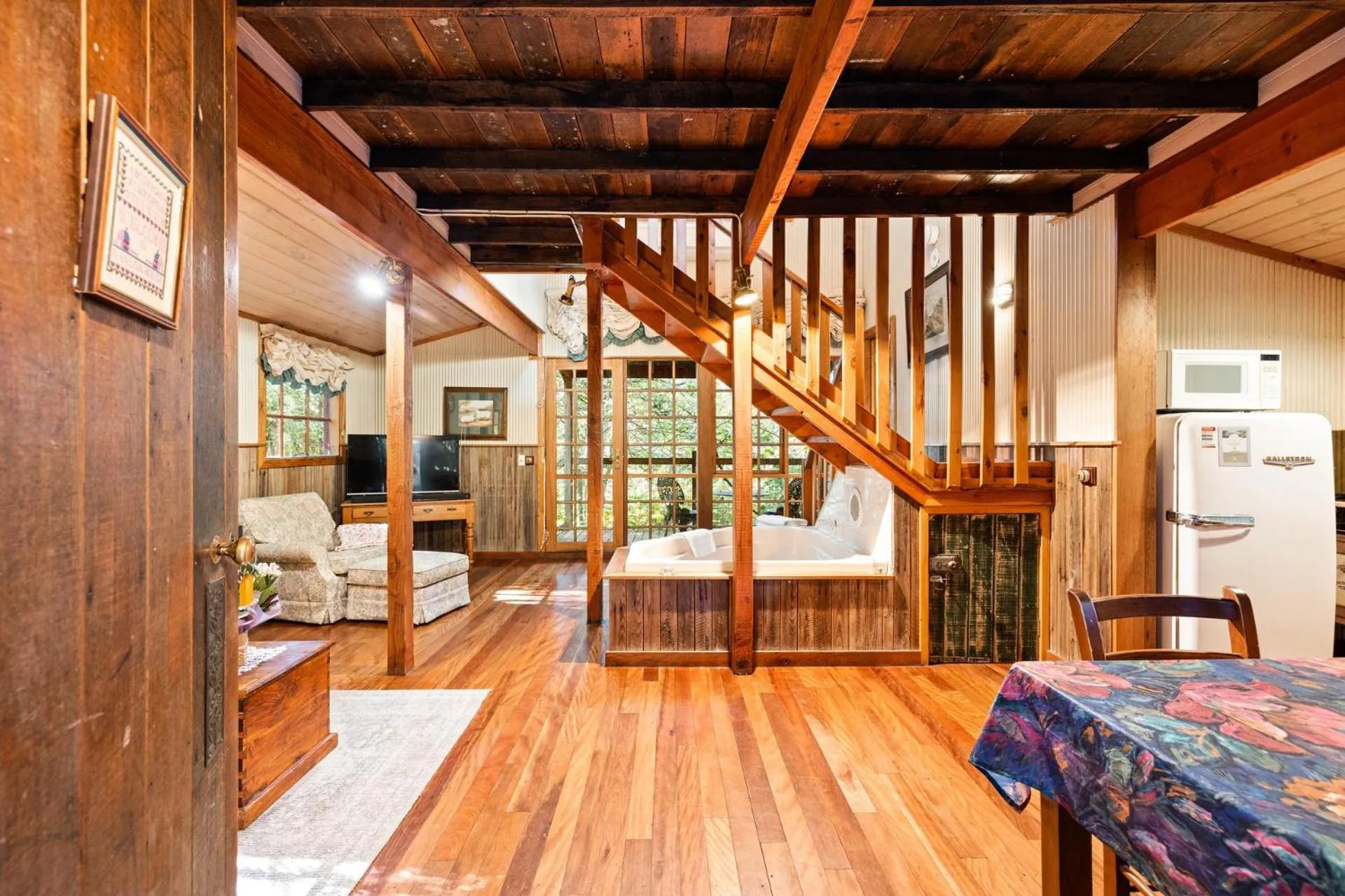 Arnica Views Summit Retreat