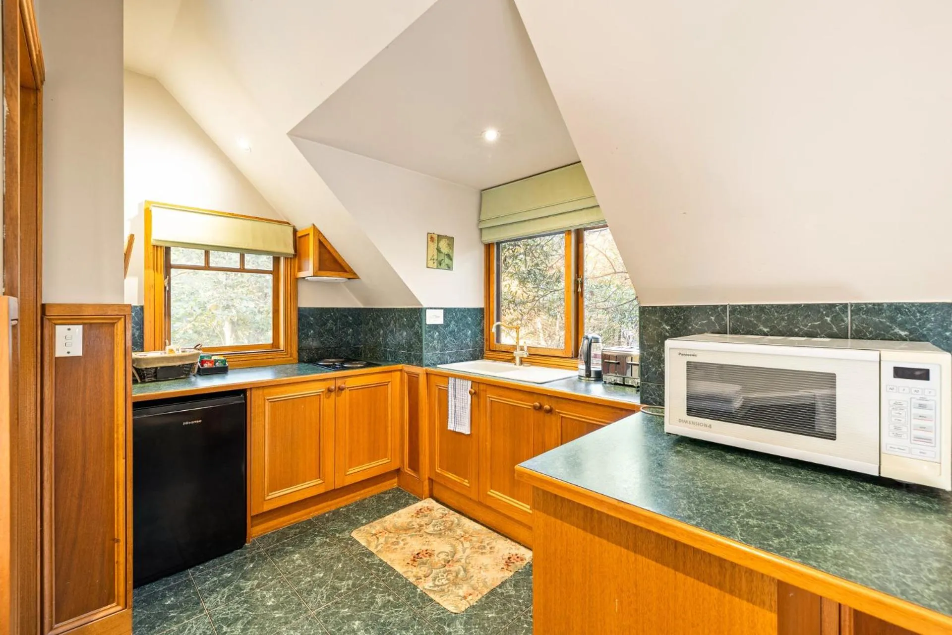 Arnica Views Summit Retreat