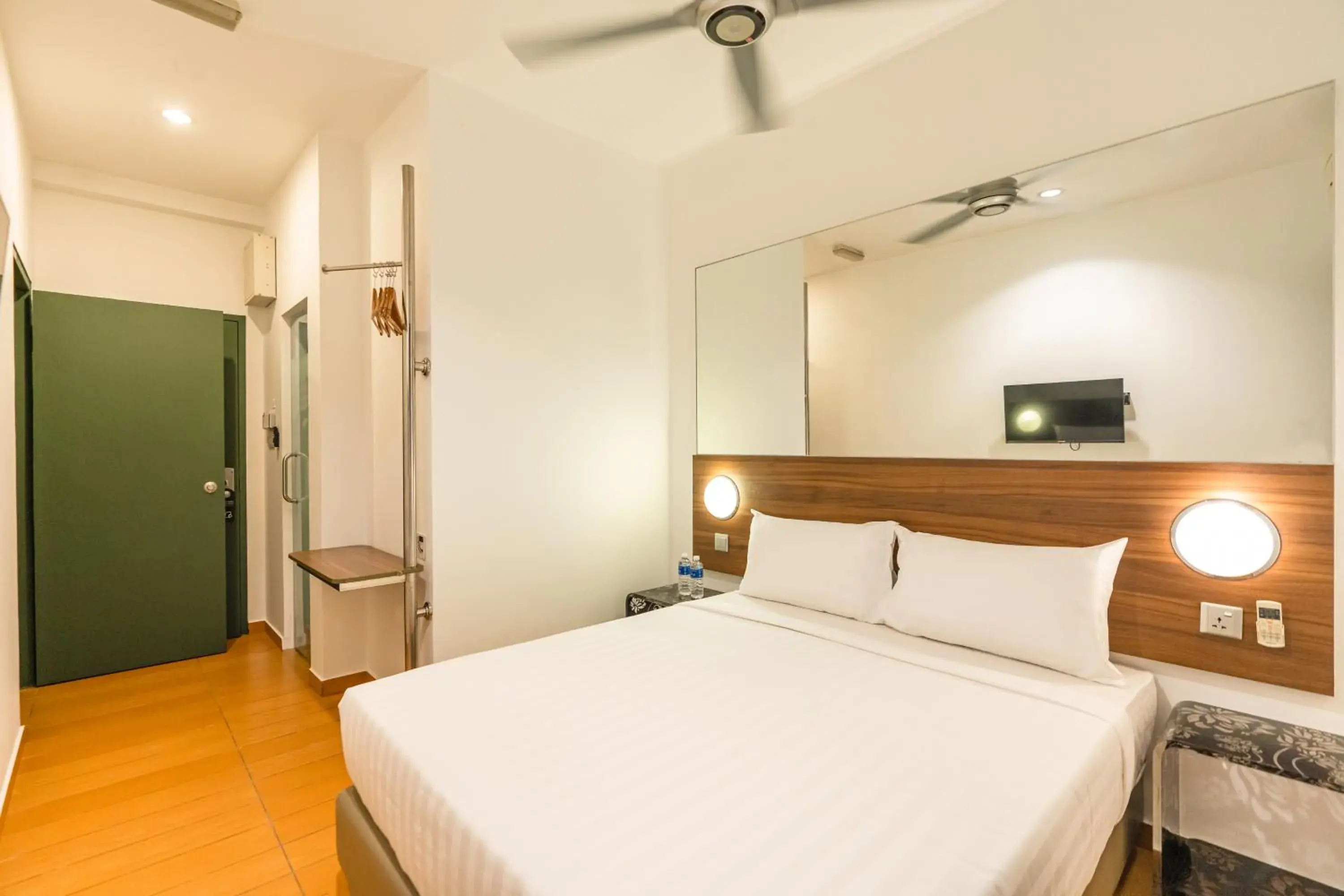 Quadruple Room in Tune Hotel - Danga Bay Johor Quadruple Room in Tune Hotel - Danga Bay Johor