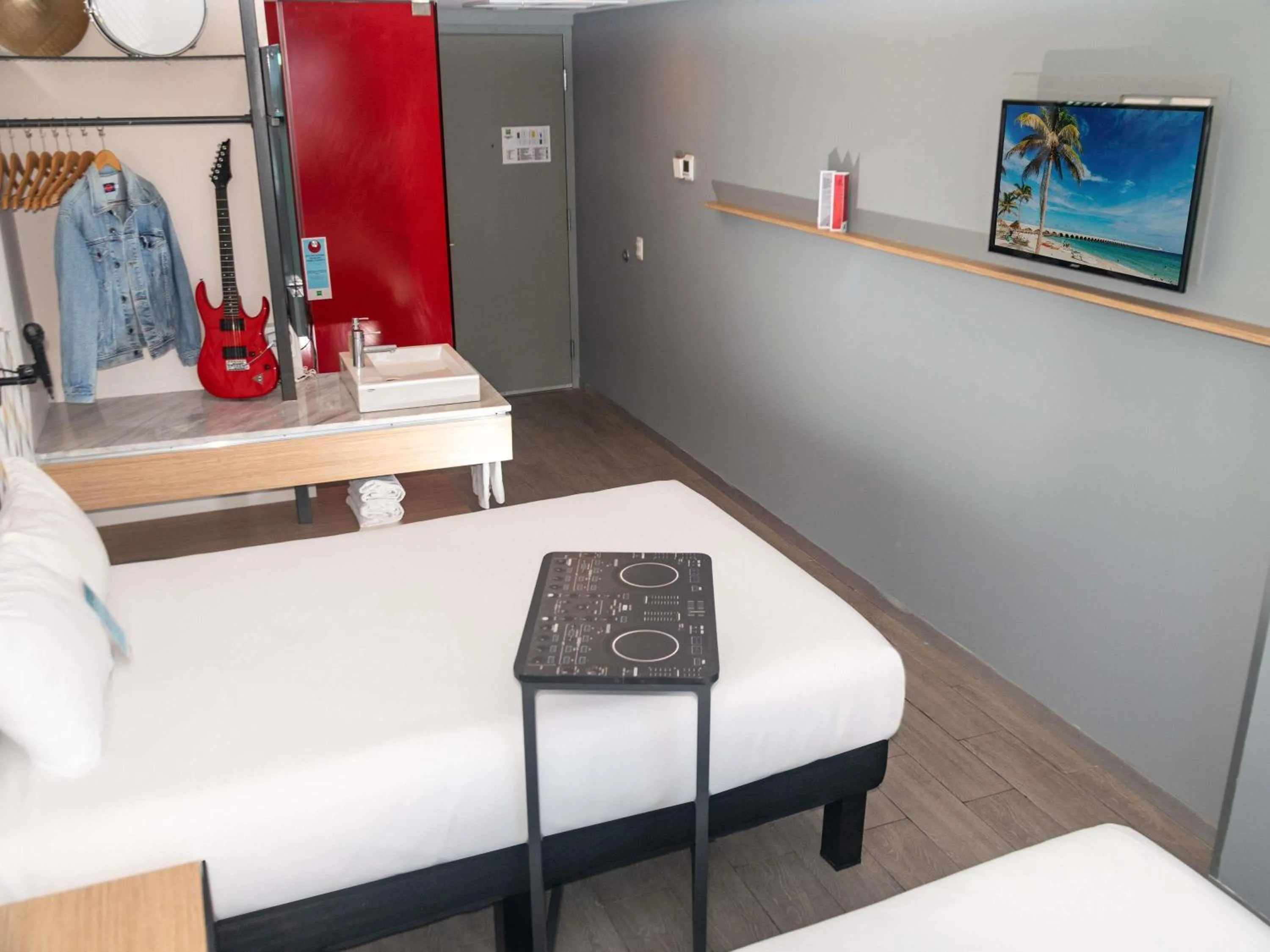 Bedroom, Bed in Ibis Styles Merida Galerias