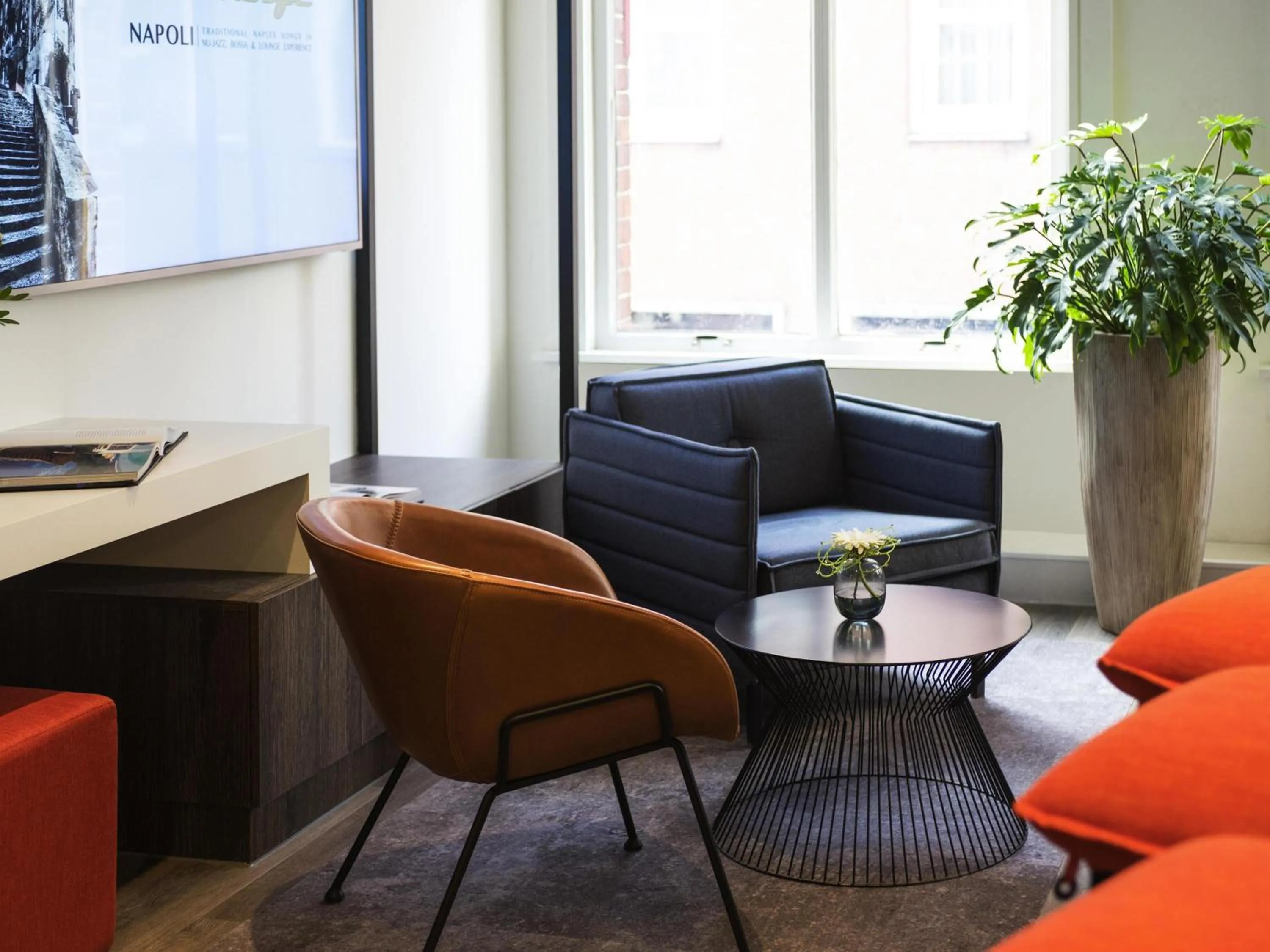 Lounge or bar in ibis Styles Den Haag City Centre