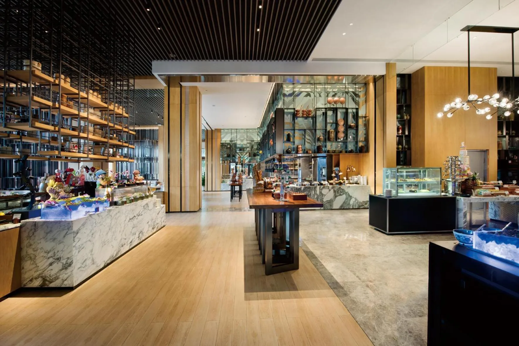 Restaurant/places to eat in Crowne Plaza - Kunming Ancient Dian Town by IHG