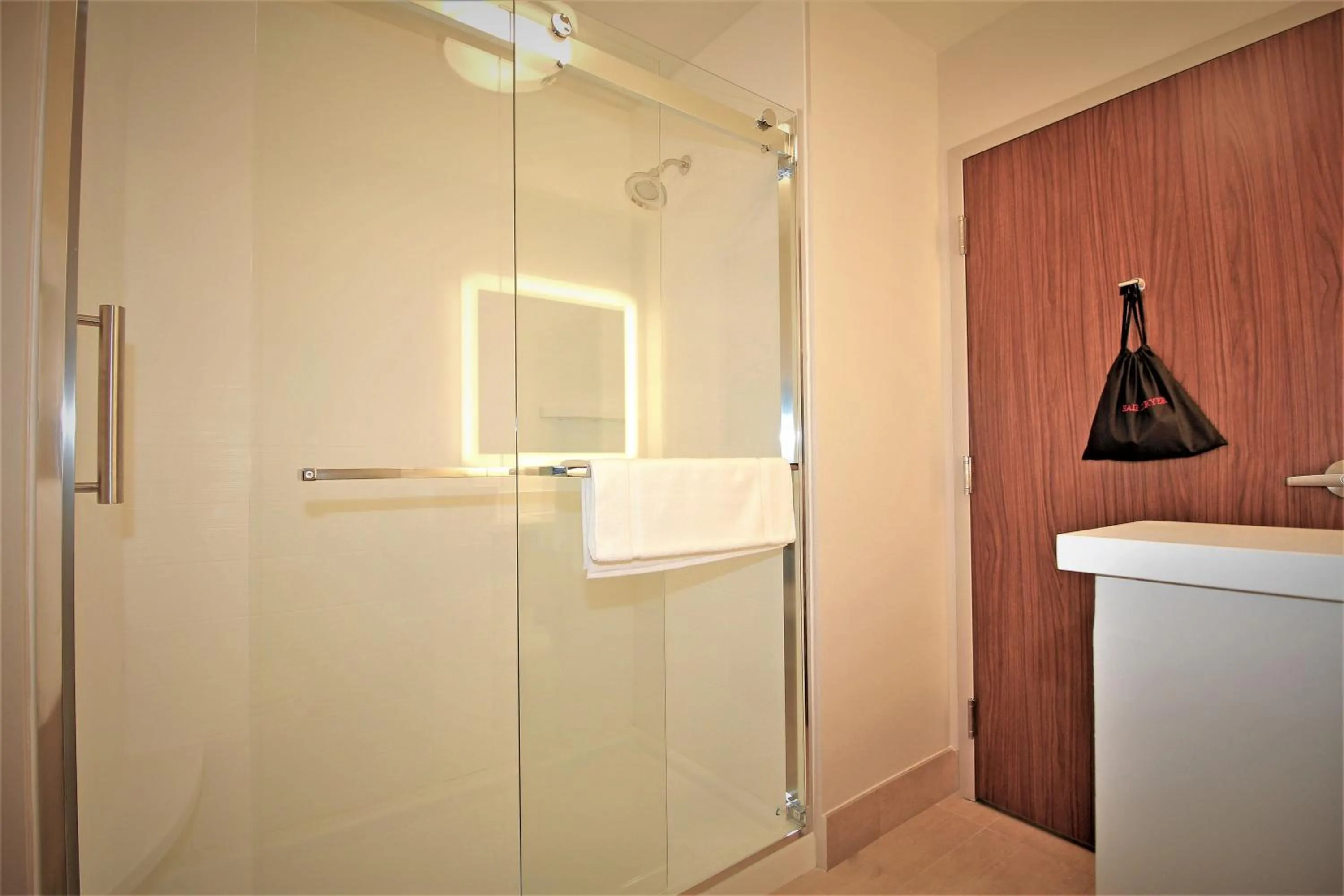 Bathroom in Holiday Inn Express & Suites Ocala by IHG