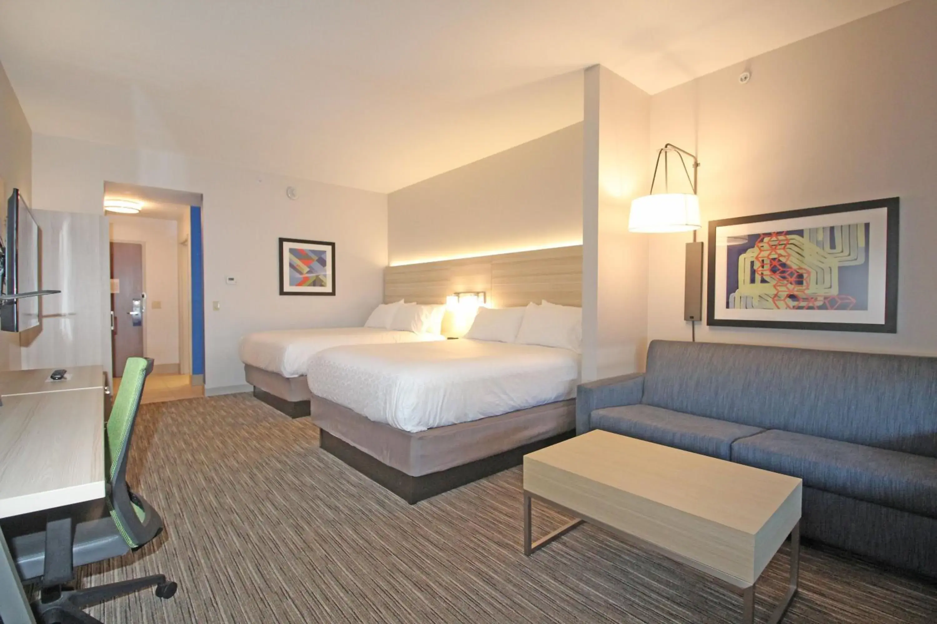Queen Room with Two Queen Beds - Disability Access with Bath Tub in Holiday Inn Express & Suites Ocala by IHG Queen Room with Two Queen Beds - Disability Access with Bath Tub in Holiday Inn Express & Suites Ocala by IHG