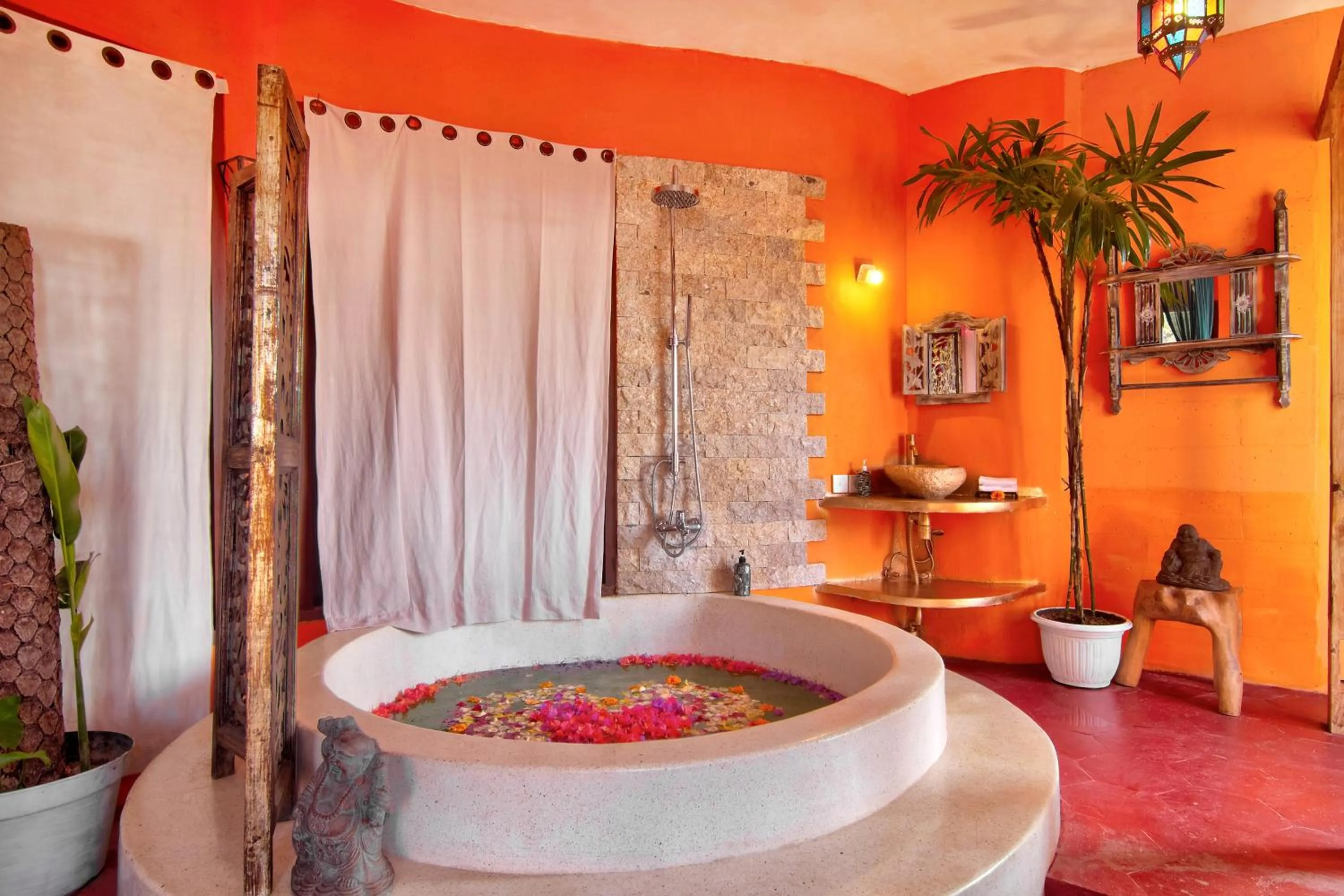 Sannyas Boutique Hotel