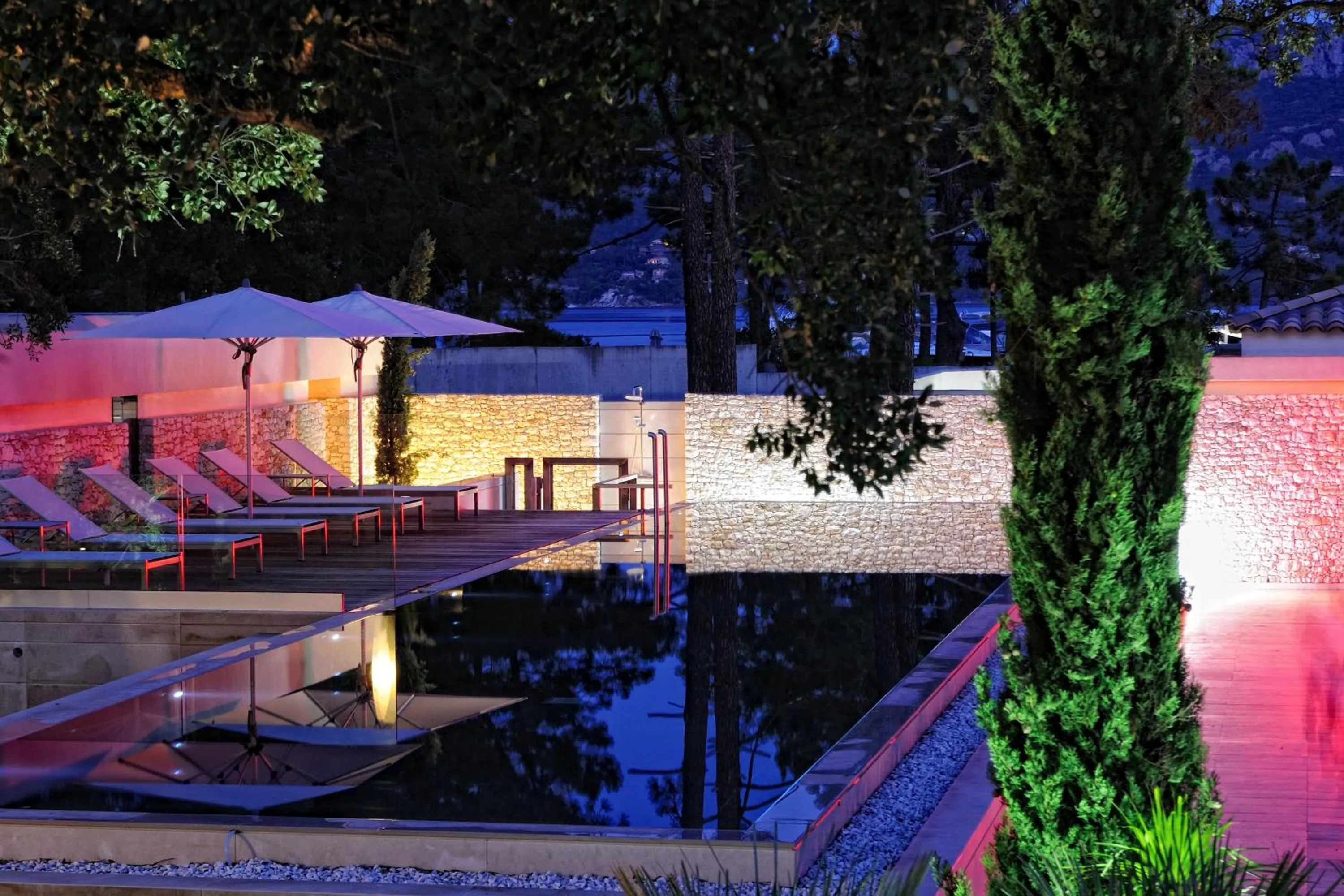 Night in Hotel Don Cesar