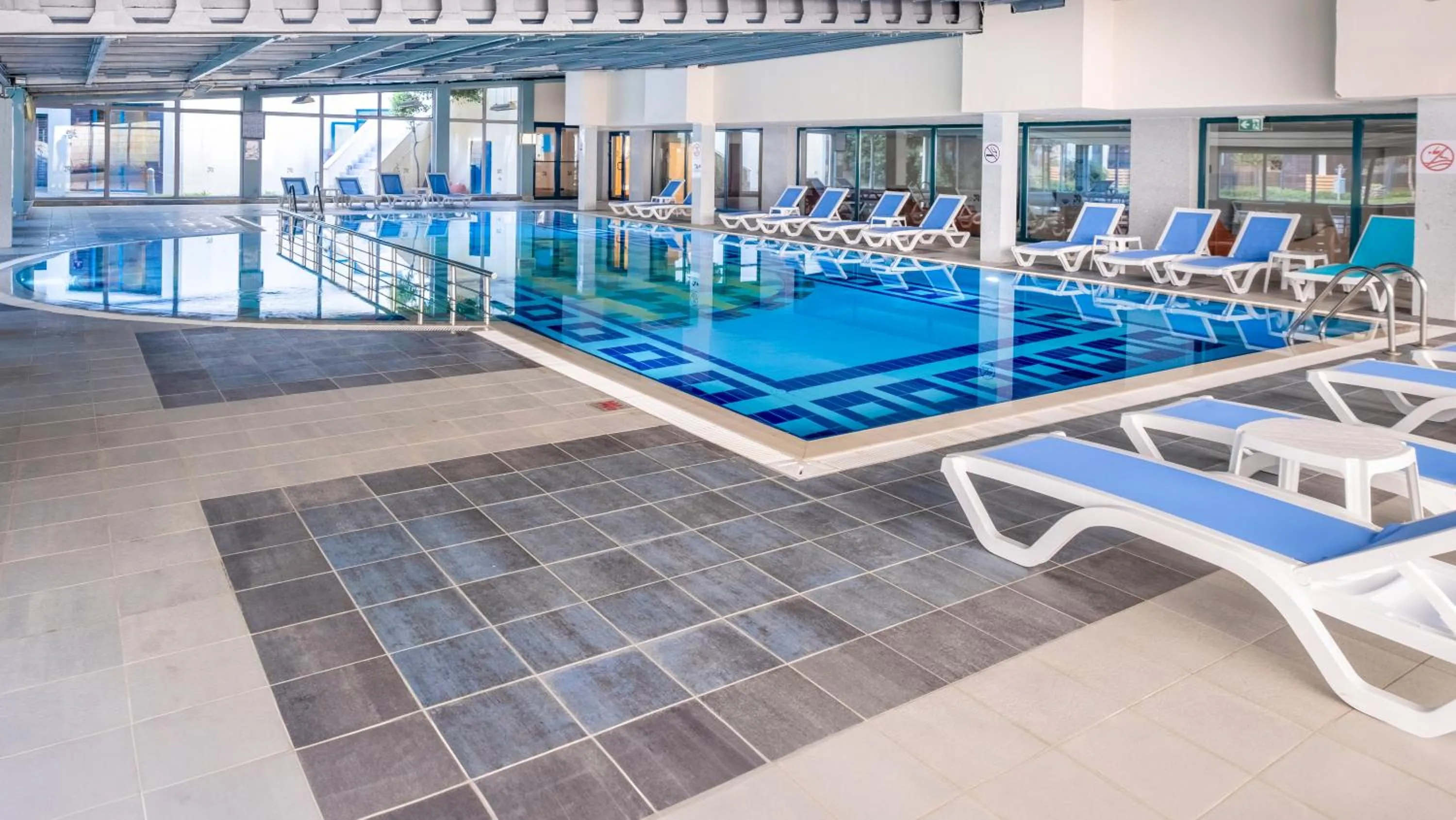 Swimming pool in Le Jardin Resort Holiday Village