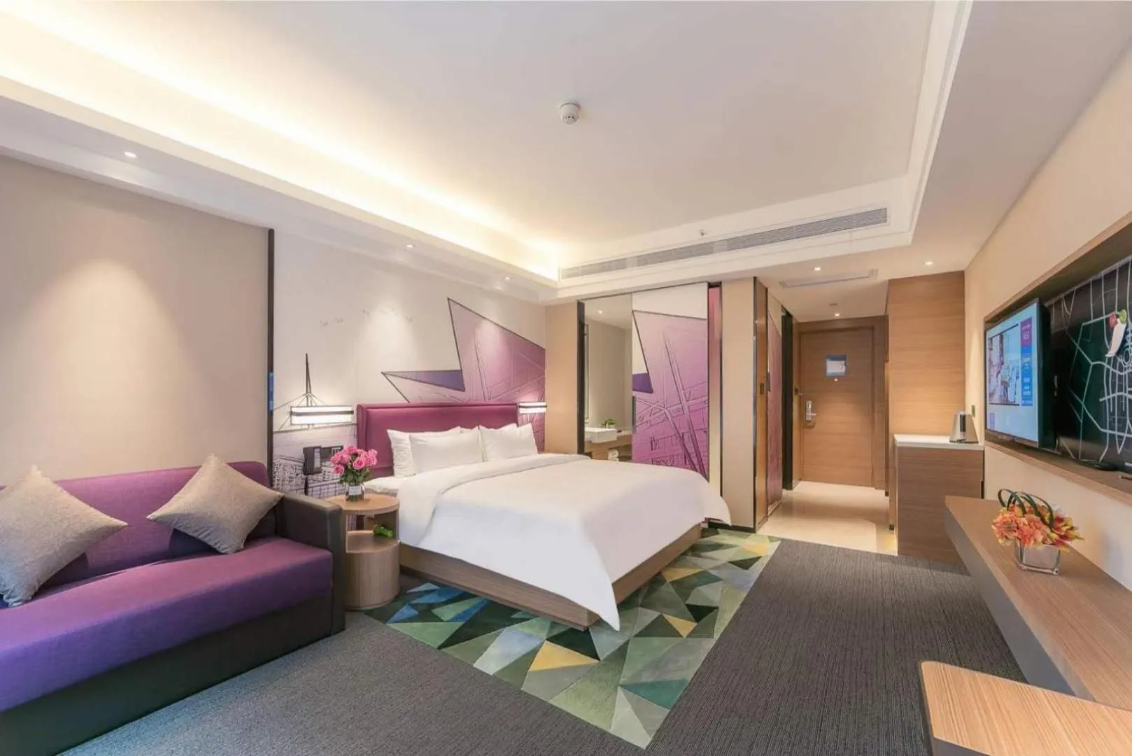 Photo of the whole room, Bed in Hampton by Hilton Zhengzhou High-Tech Zone