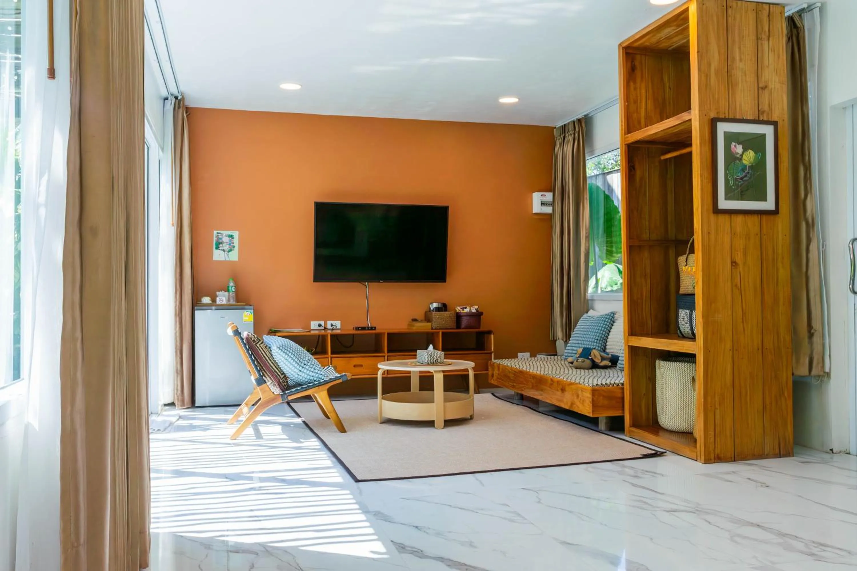 Seating area in Varni Homestay