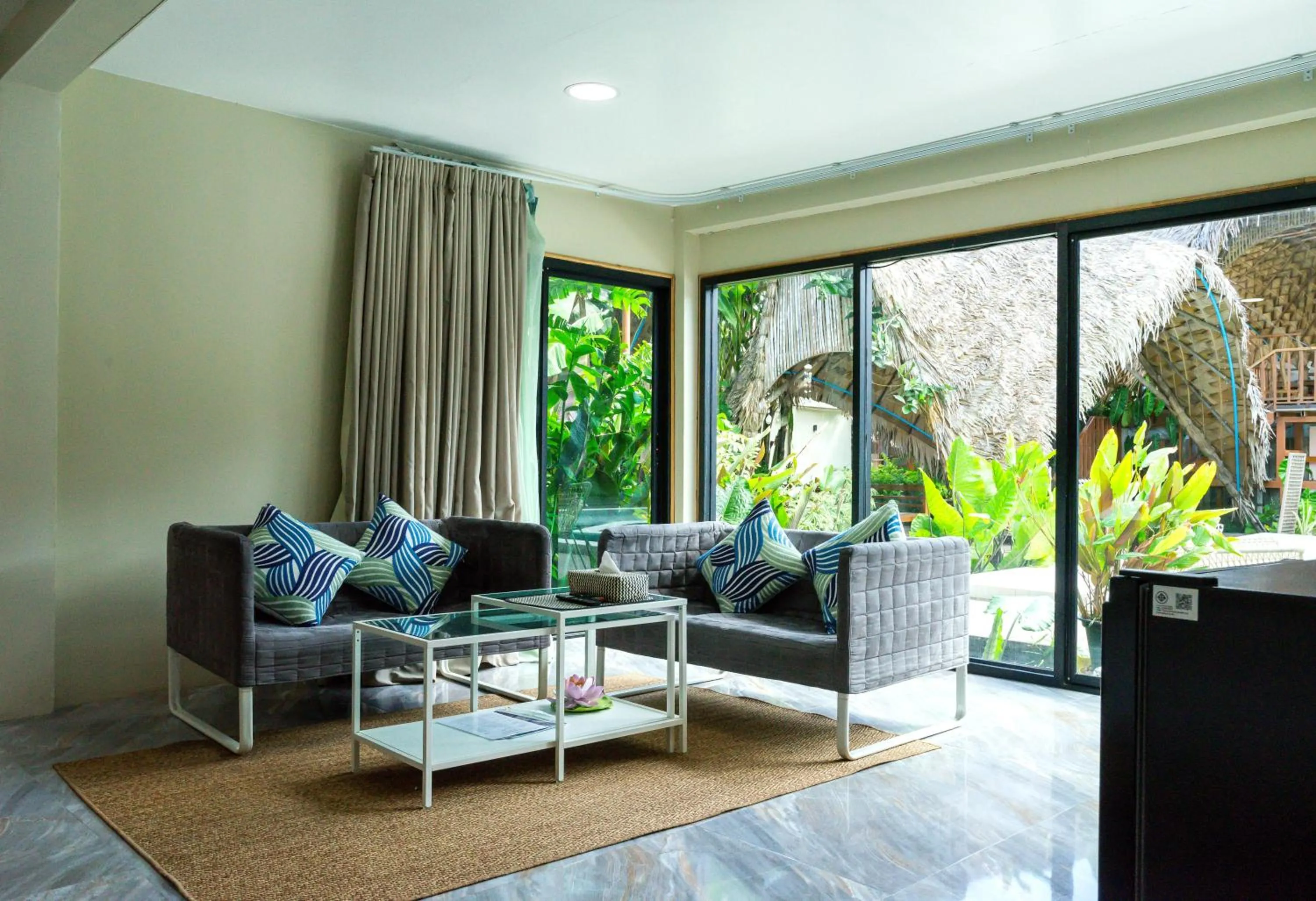 Seating area in Varni Homestay