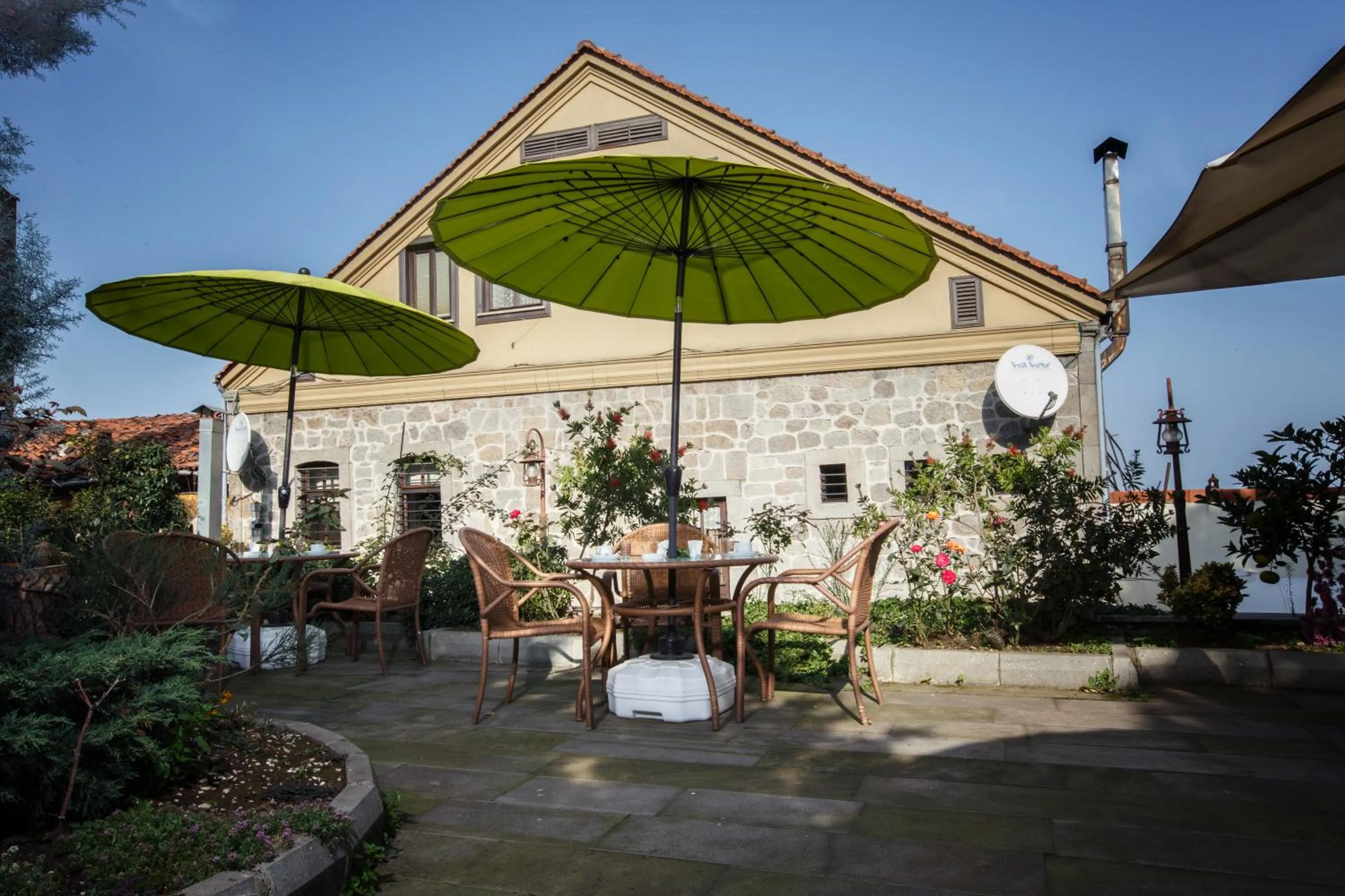Garden in Tahir Aga Konagi Hotel