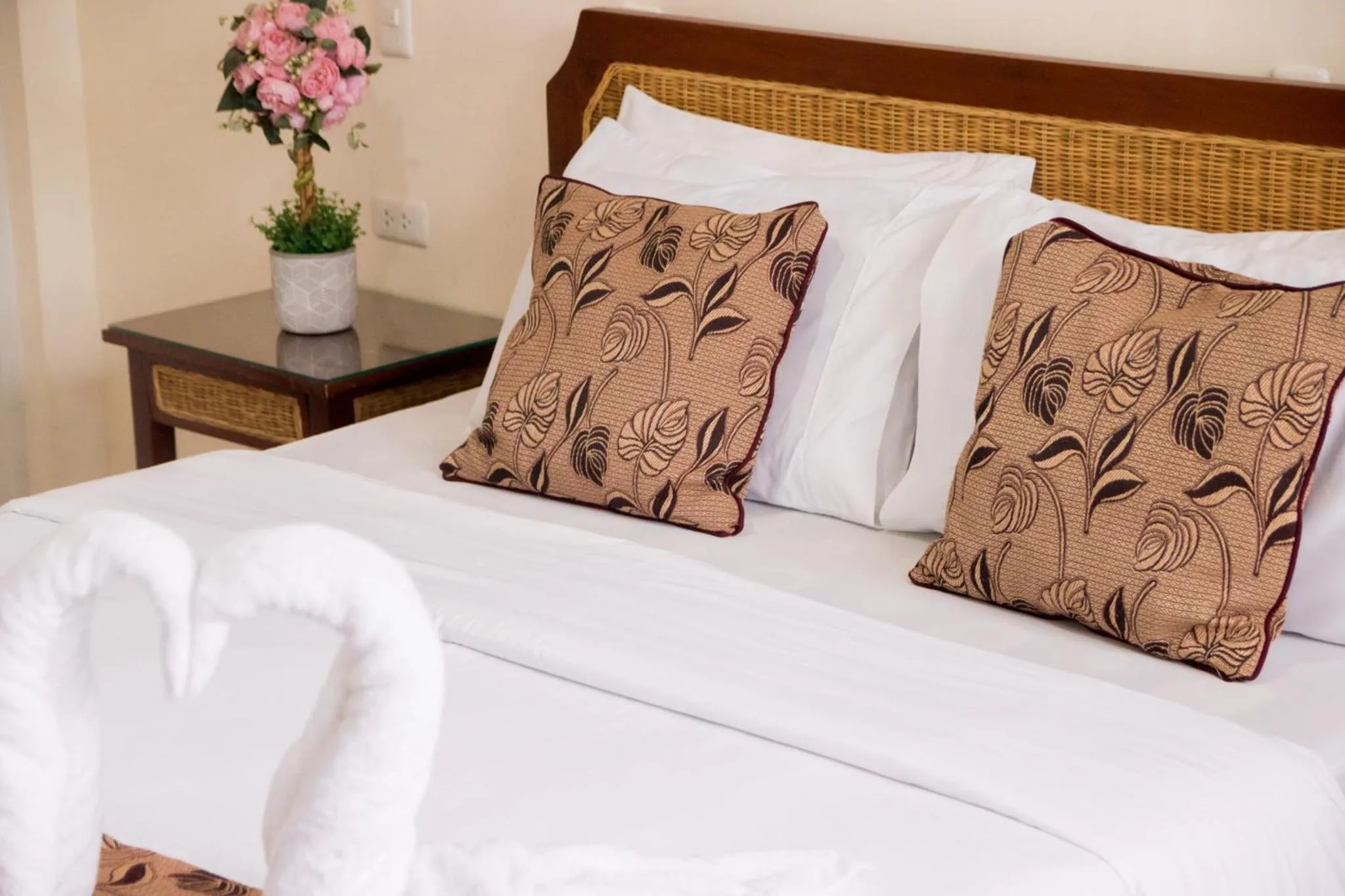 Bed in Marick Beach Resort