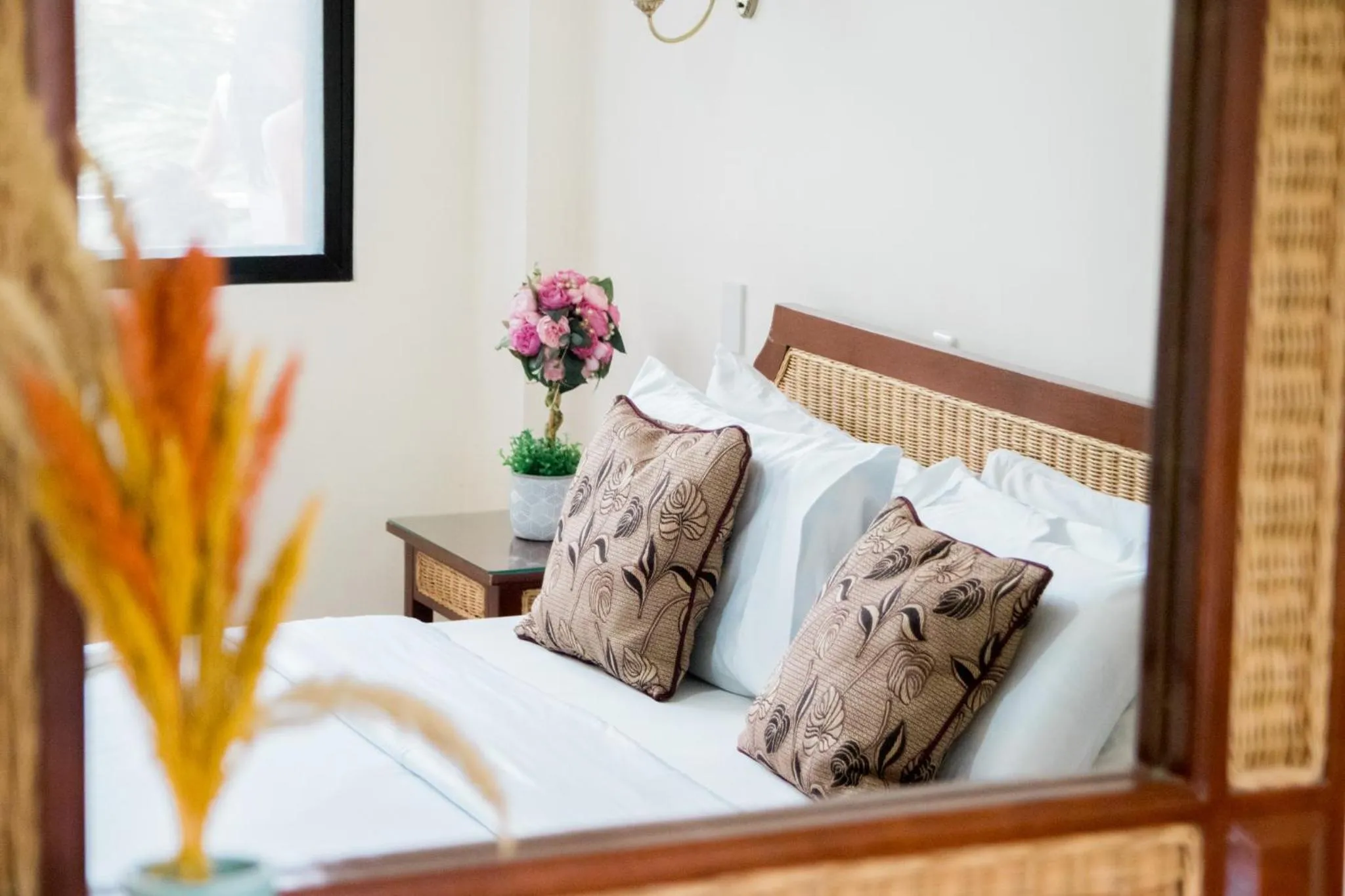 Bed in Marick Beach Resort