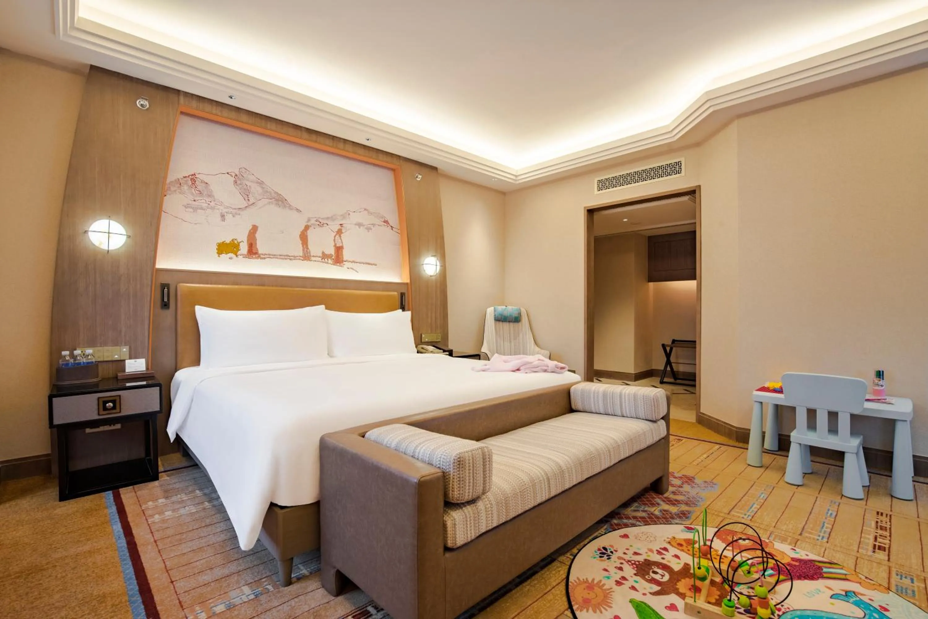 Photo of the whole room, Bed in Chengdu Tibetan Hotel