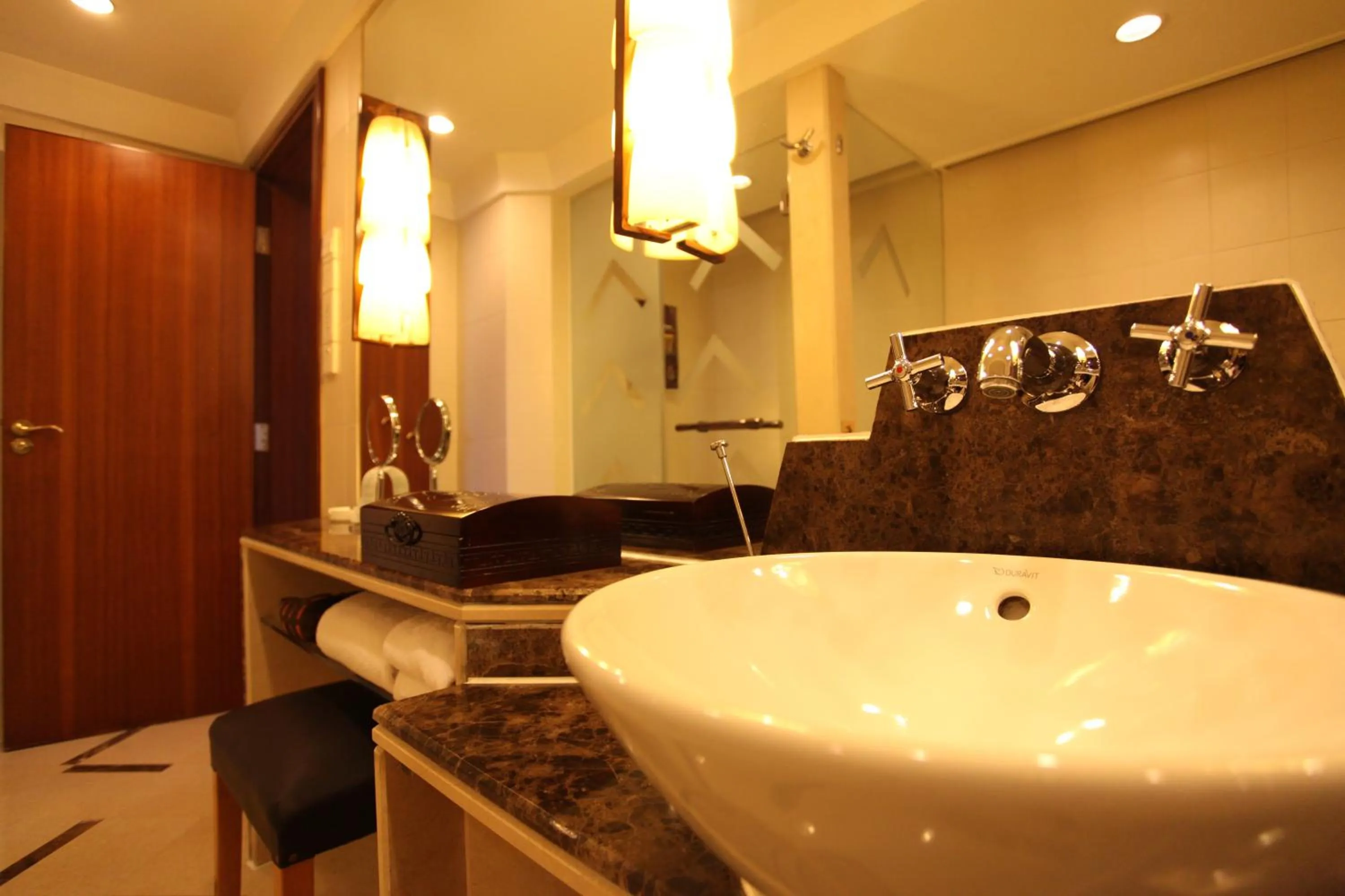 Bathroom in Chengdu Tibetan Hotel