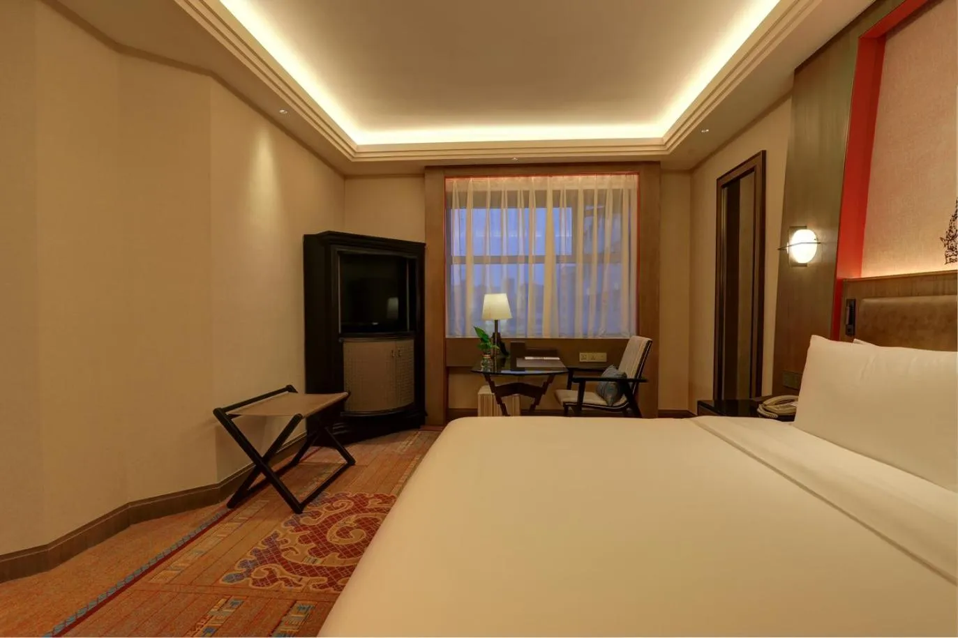 Photo of the whole room, Bed in Chengdu Tibetan Hotel