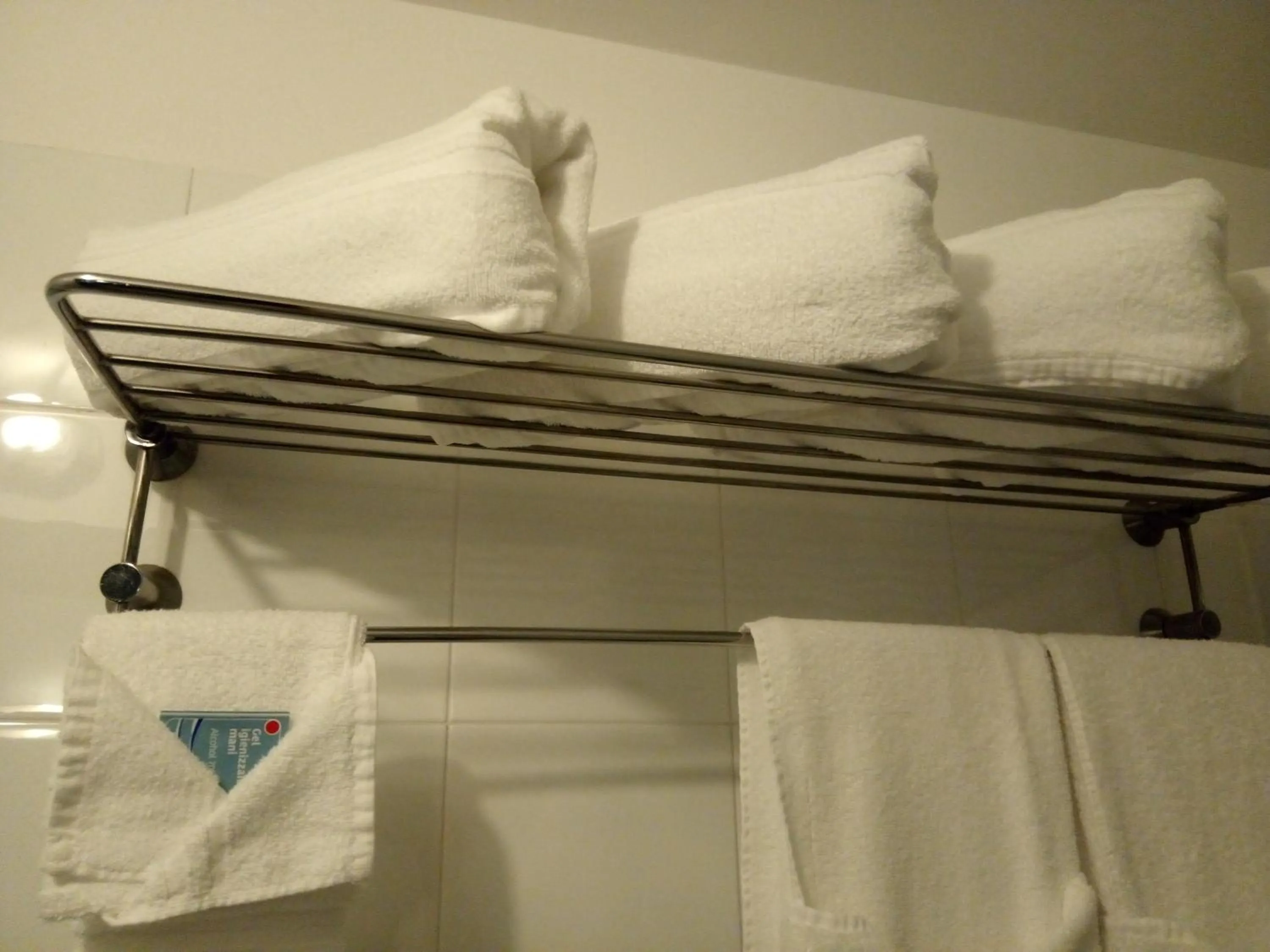 towels, Bed in Hotel Tirreno