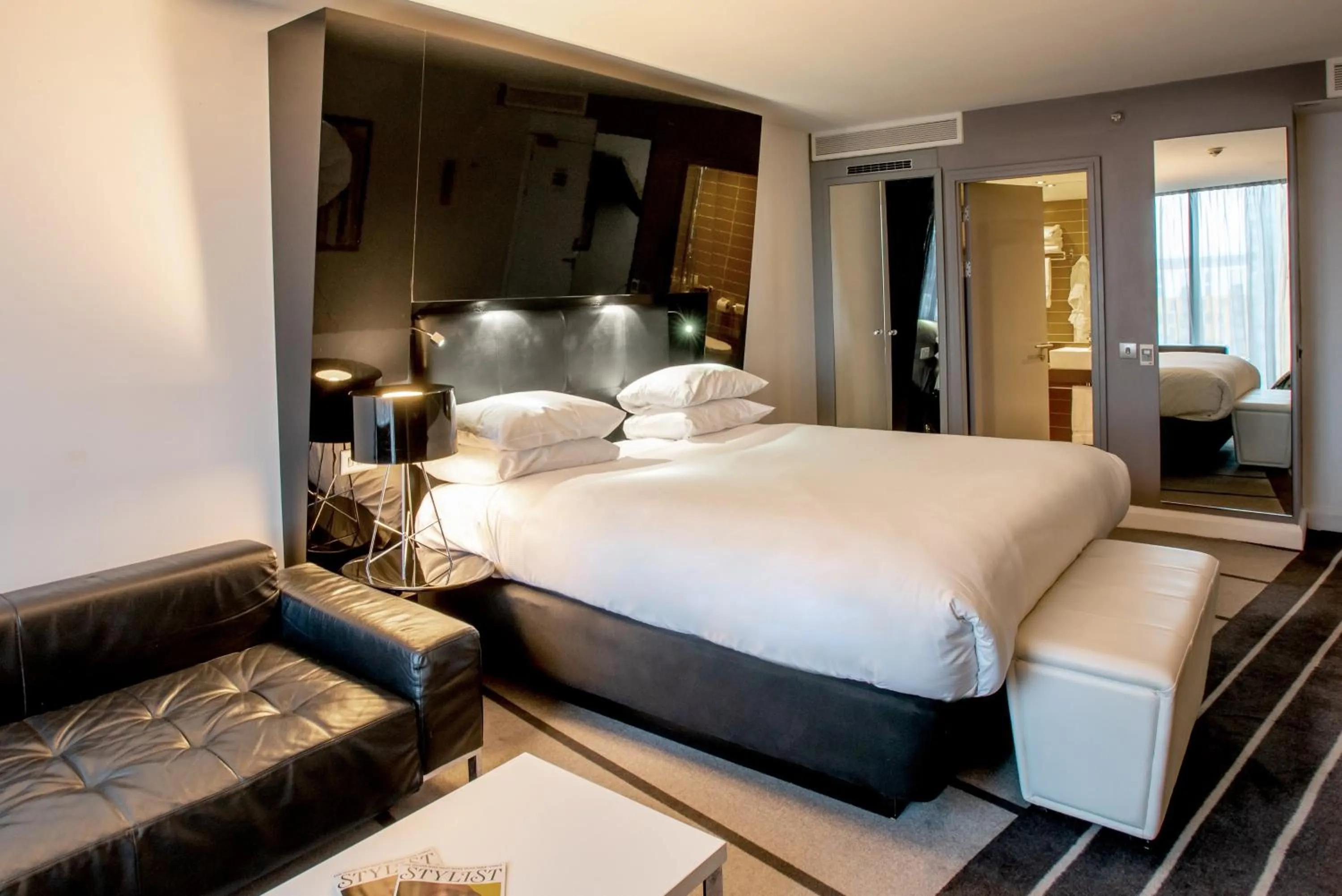 Photo of the whole room, Bed in Crowne Plaza Manchester City Centre by IHG