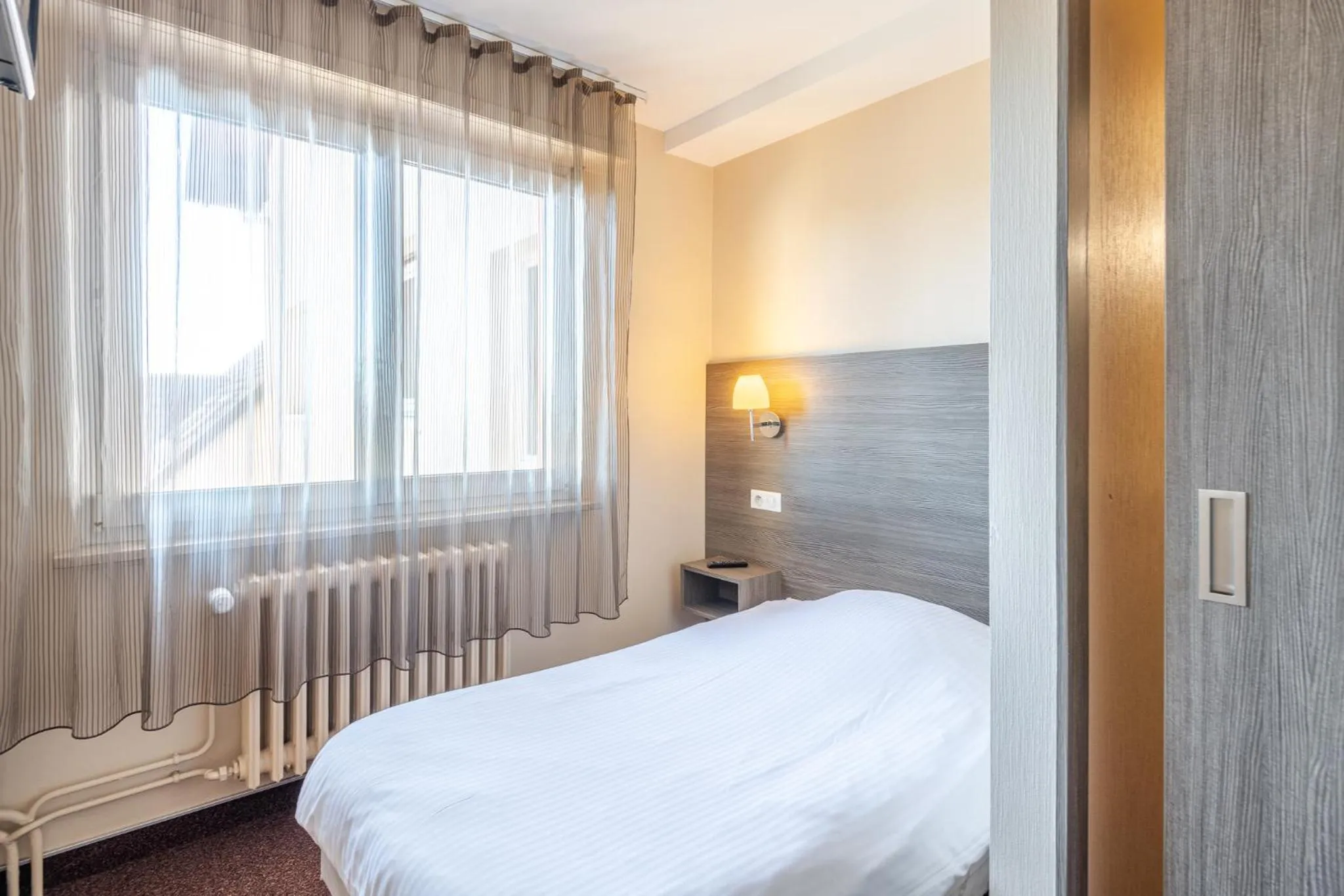 Bed in Hôtel Restaurant Oberlé