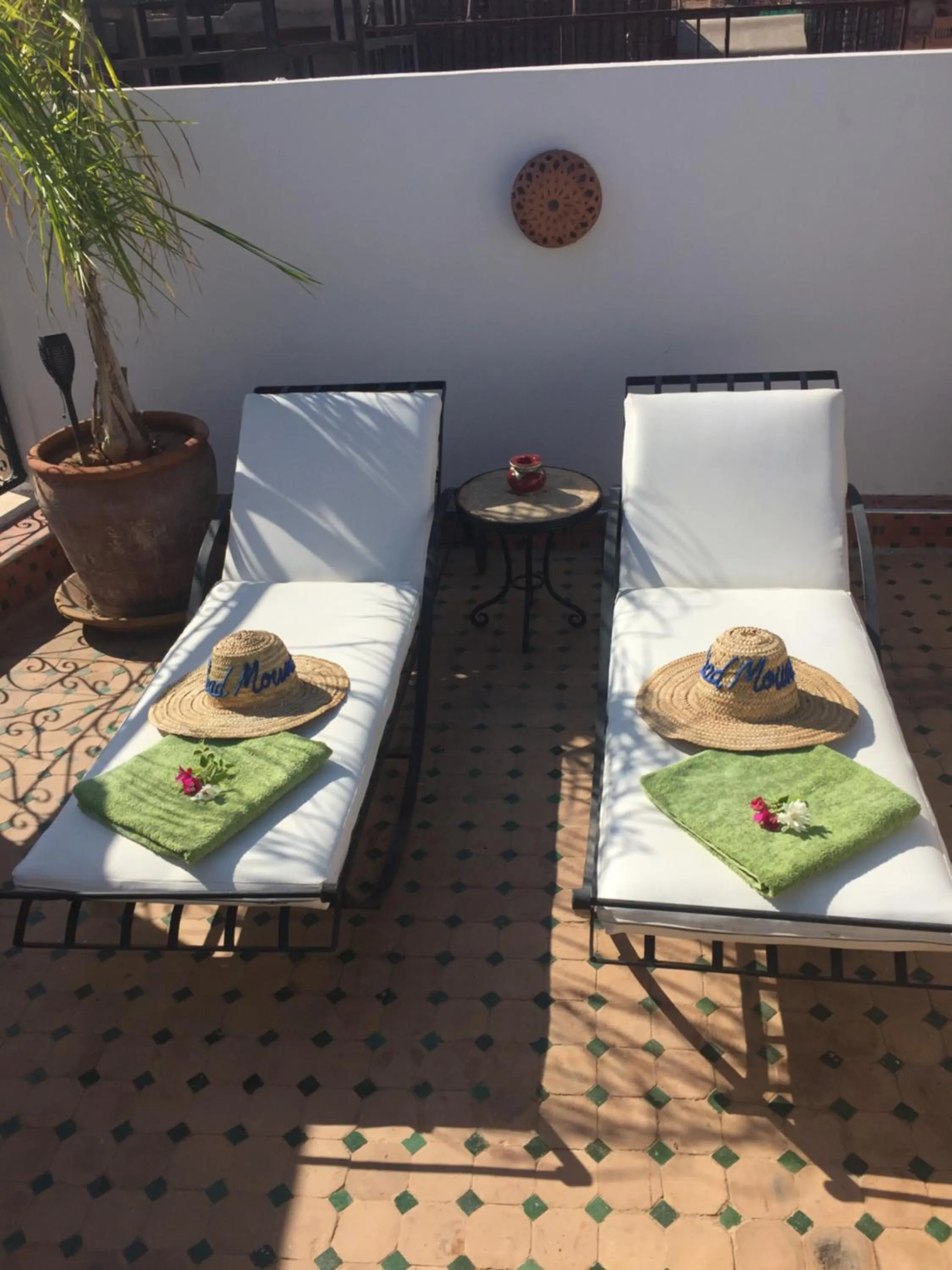 Swimming pool in Riad Mouna