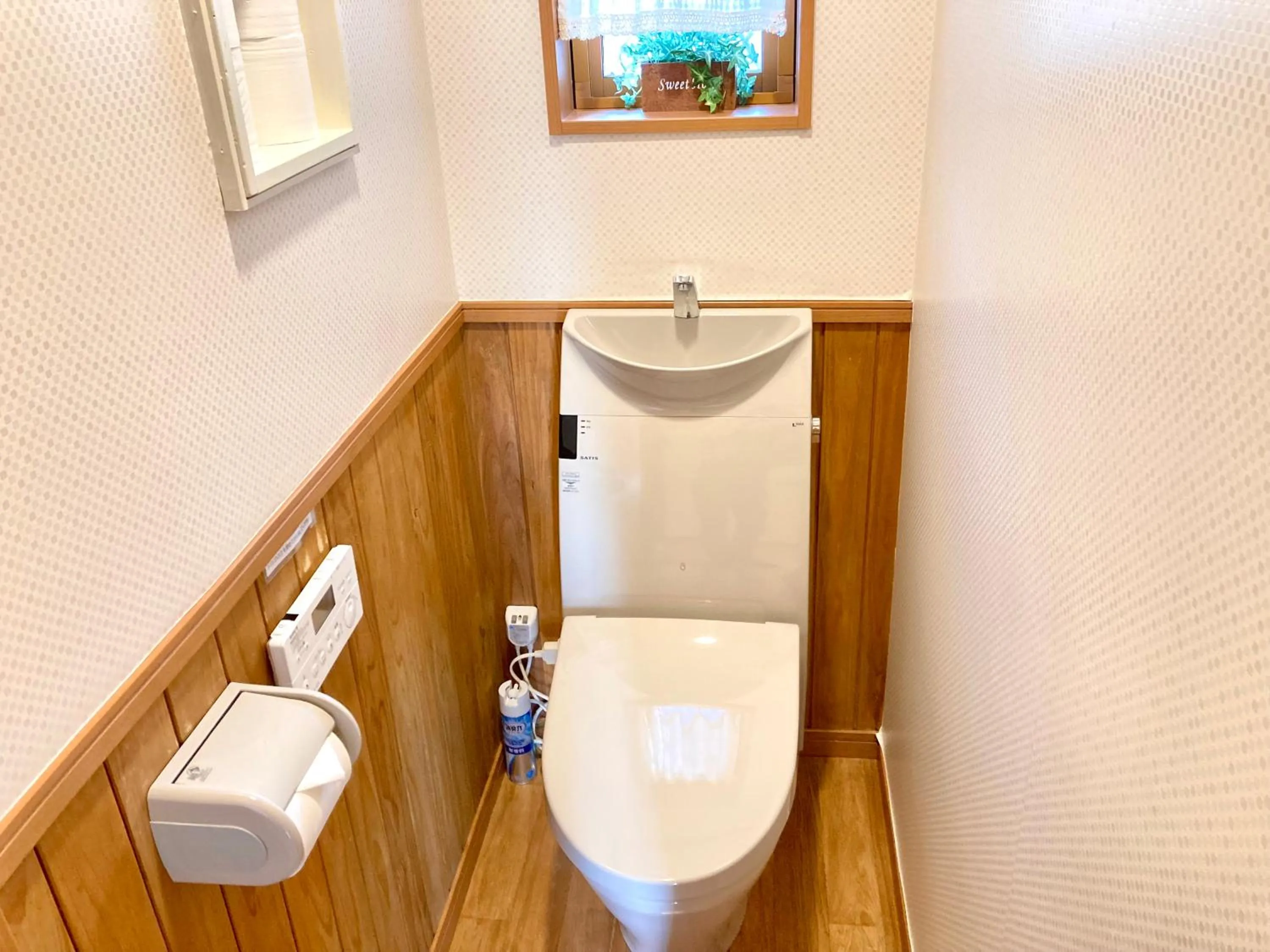 Toilet in Villa Relax