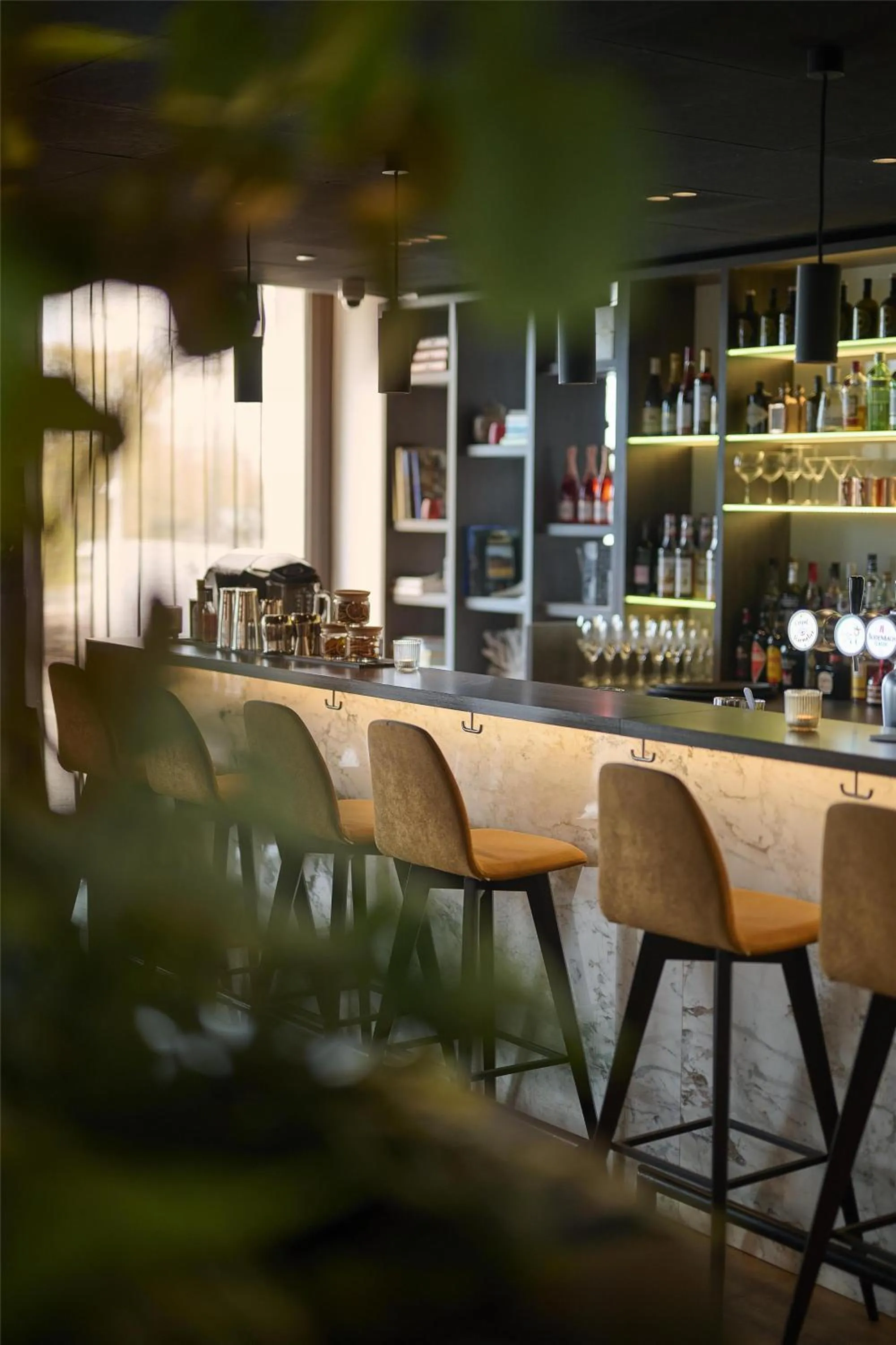 Lounge or bar in Radisson Blu Hotel, Bruges