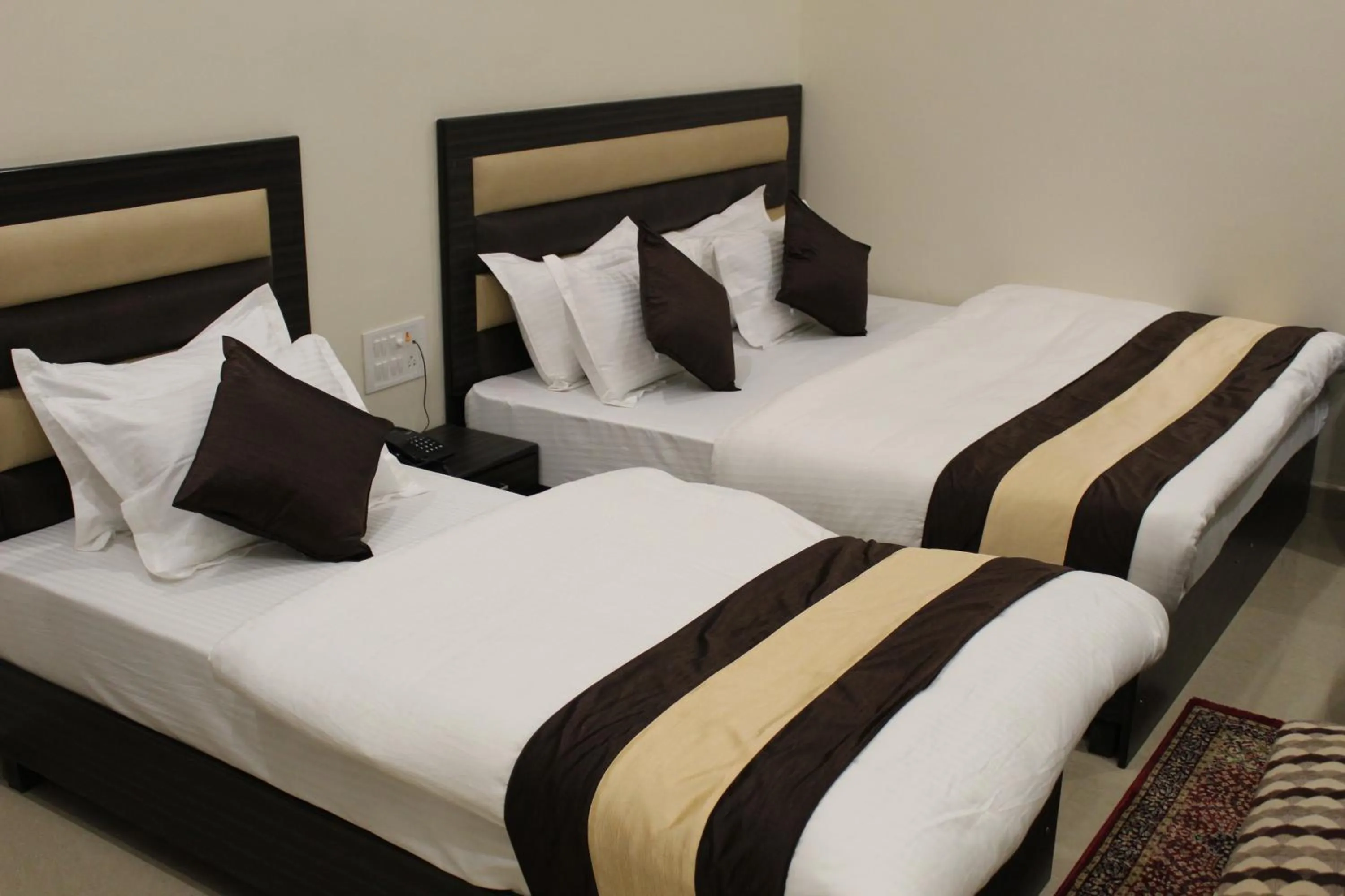 Bedroom, Bed in Hotel Gopal