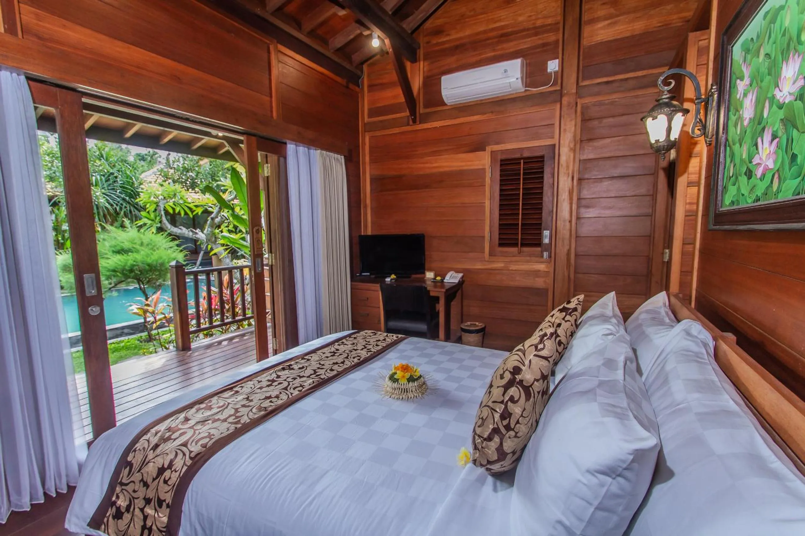 Photo of the whole room, Bed in Batu Agung Villa Ubud