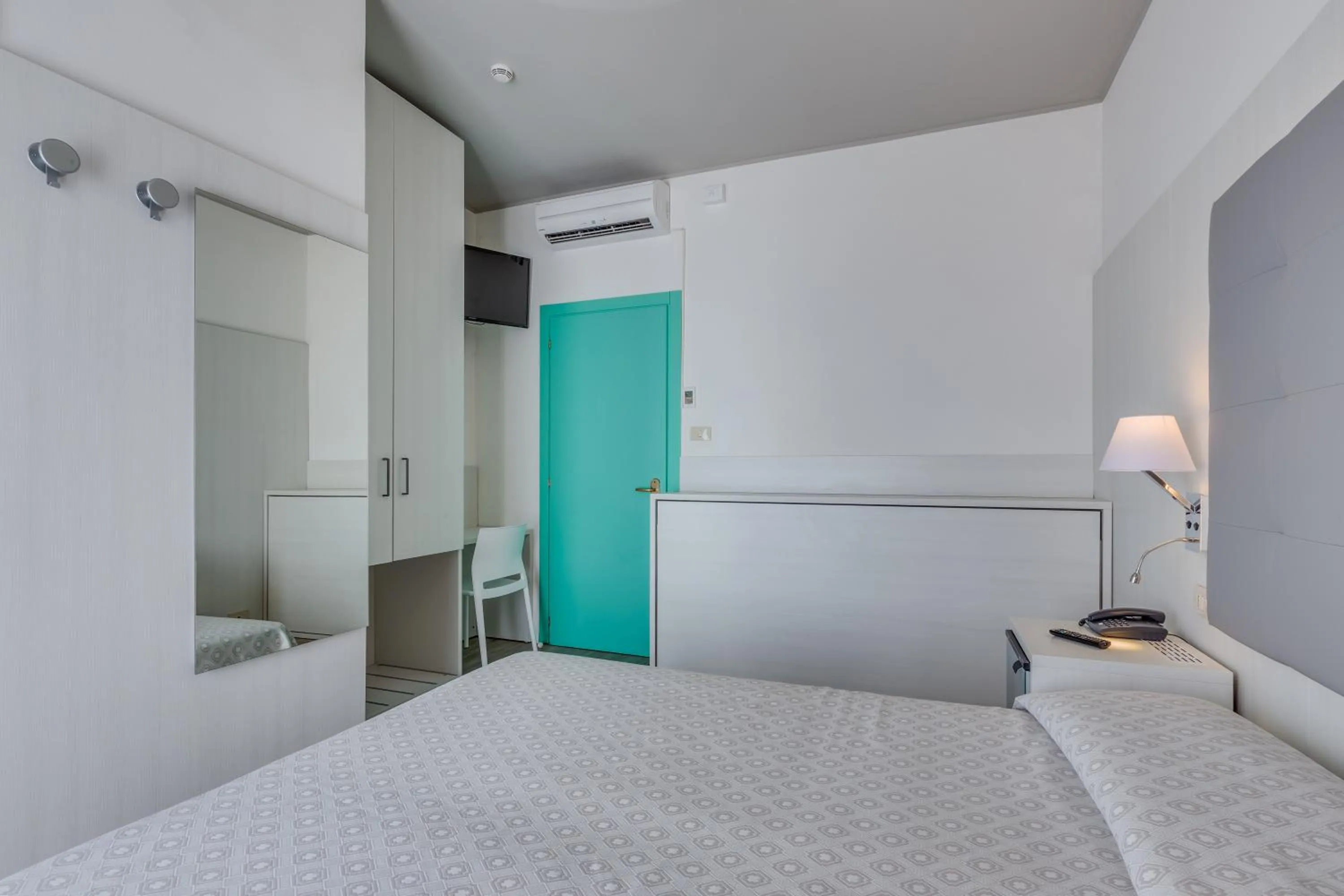 Bed in Hotel Garni' Serena