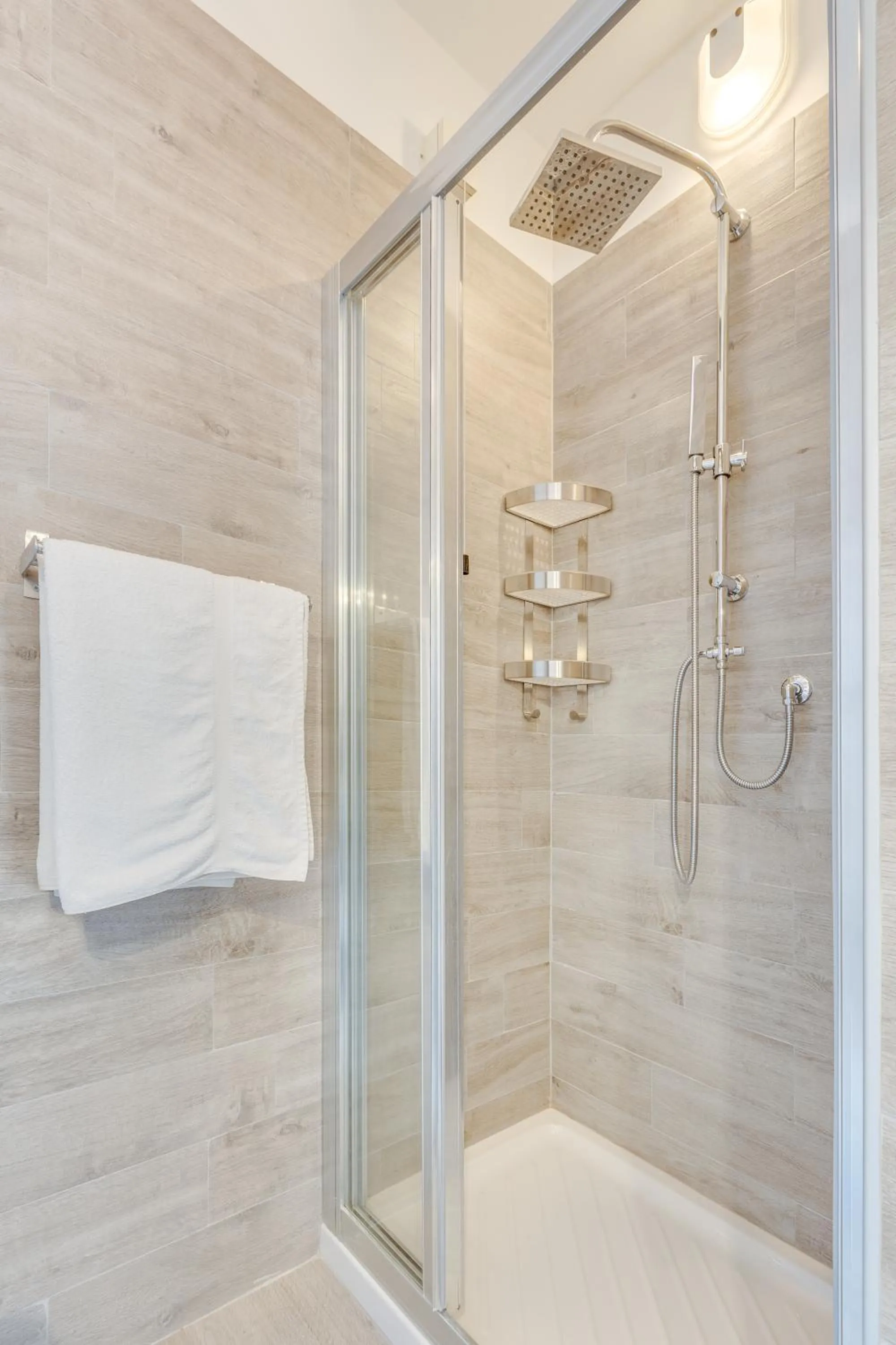 Bathroom in Hotel Garni' Serena