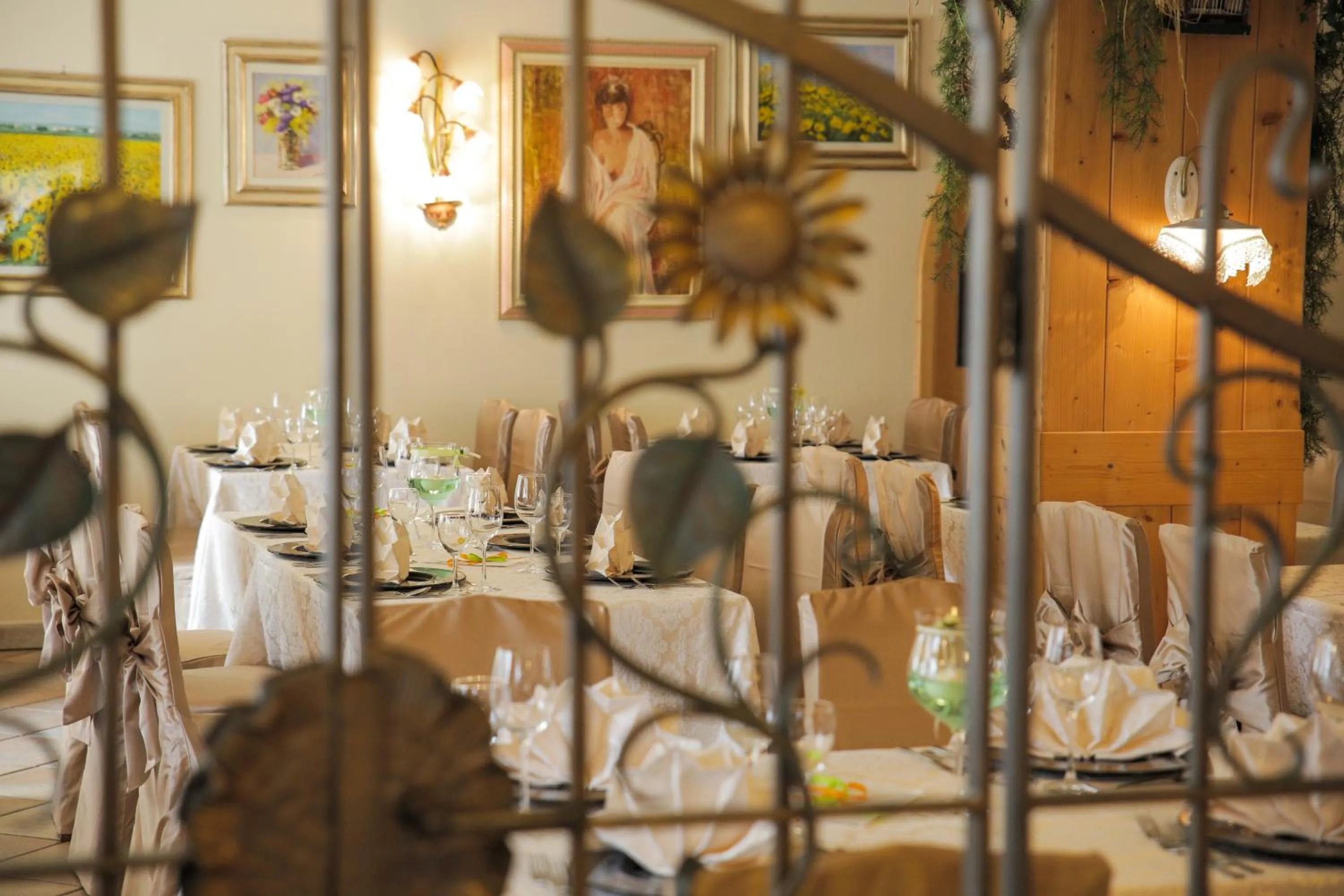 Restaurant/places to eat in Hotel Malder