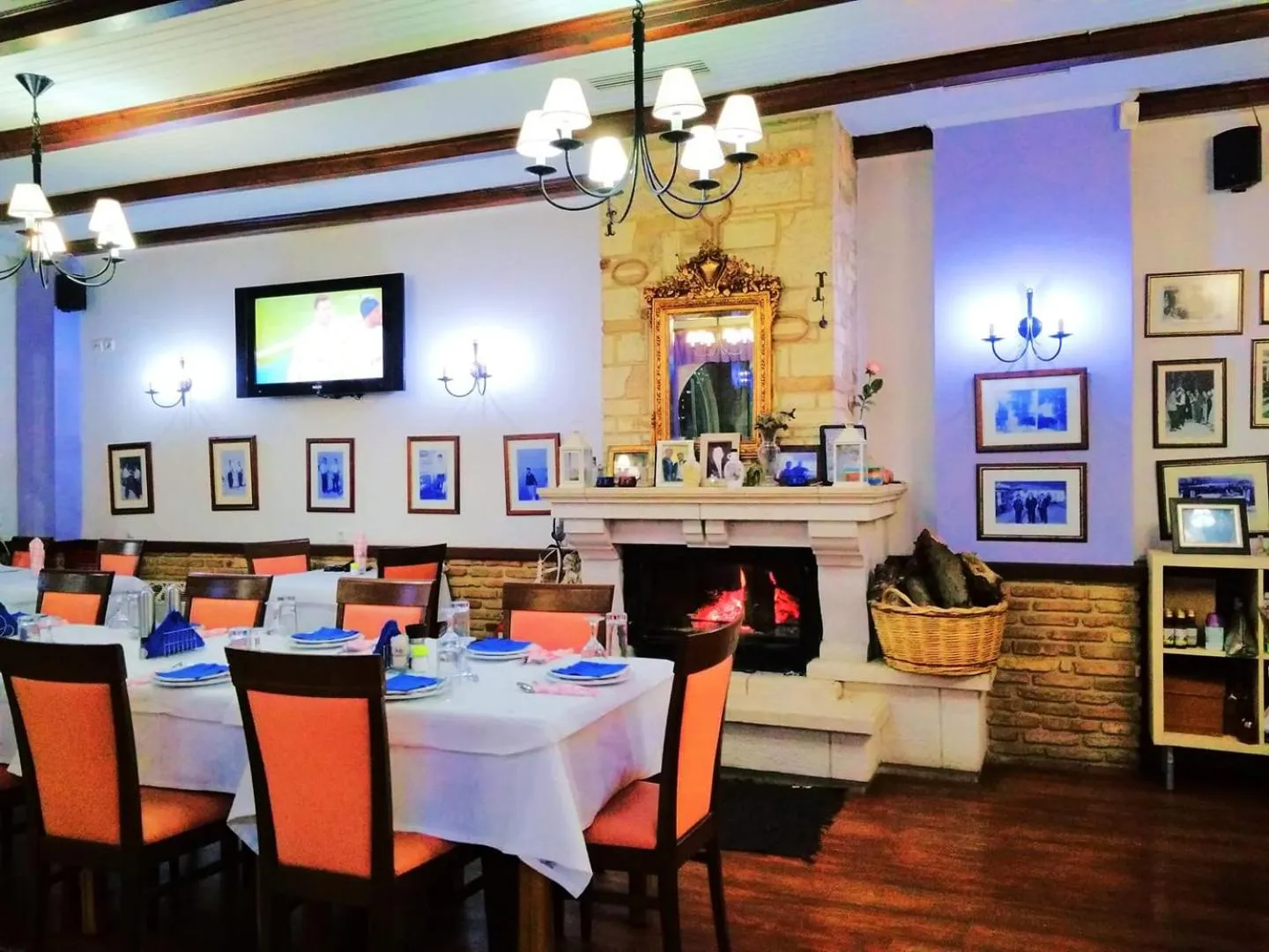 Restaurant/places to eat in Gerasimos