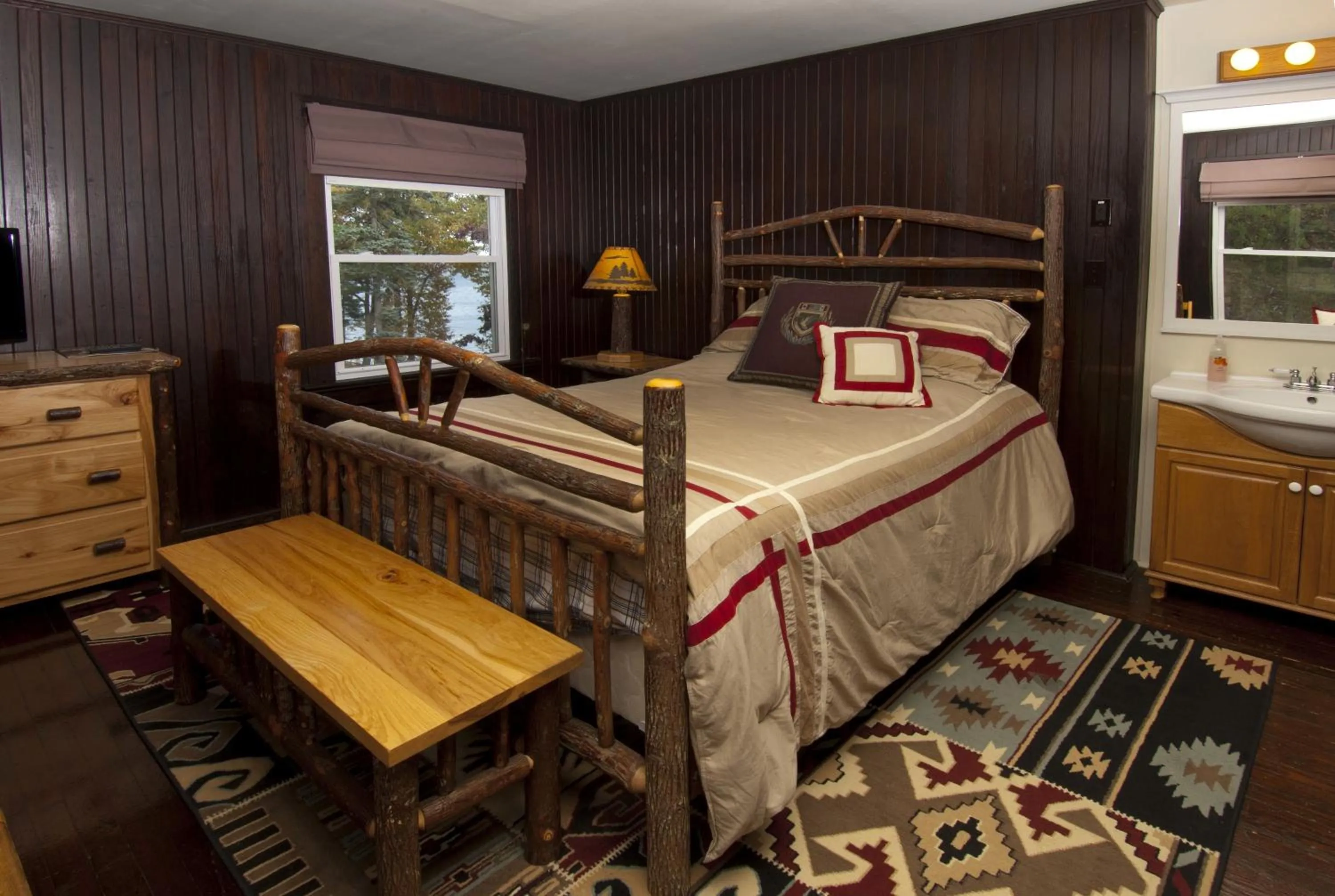 Cobblescote on the Lake