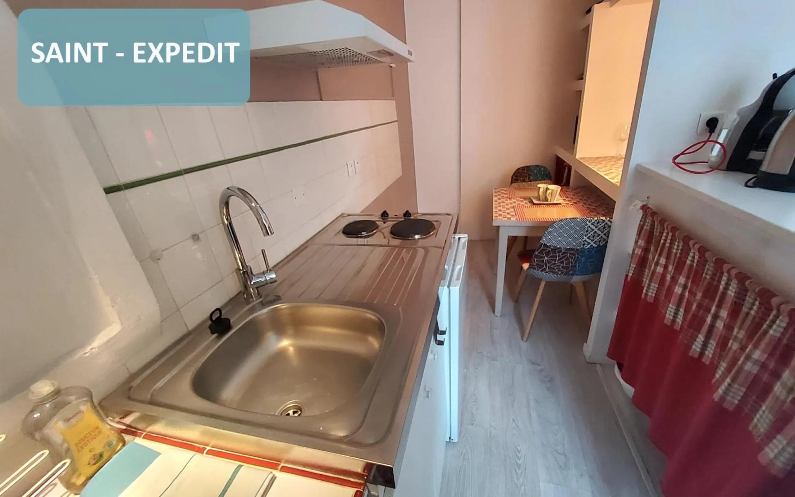 Kitchen or kitchenette in la Résidence Berceau de Bernadette - Bernadette's cradle - Near Bernadette'House