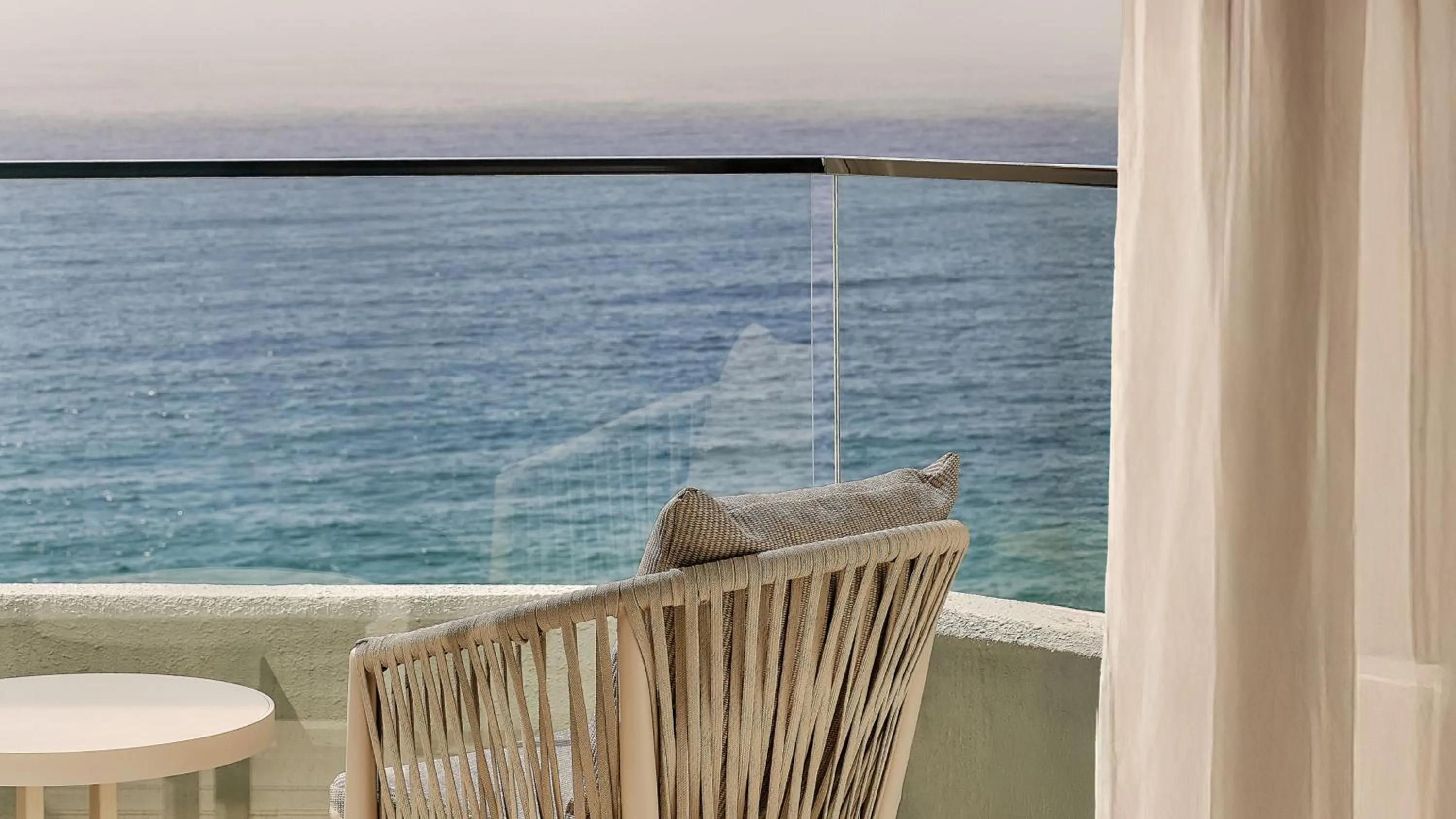 Day in InterContinental Sydney Coogee Beach by IHG