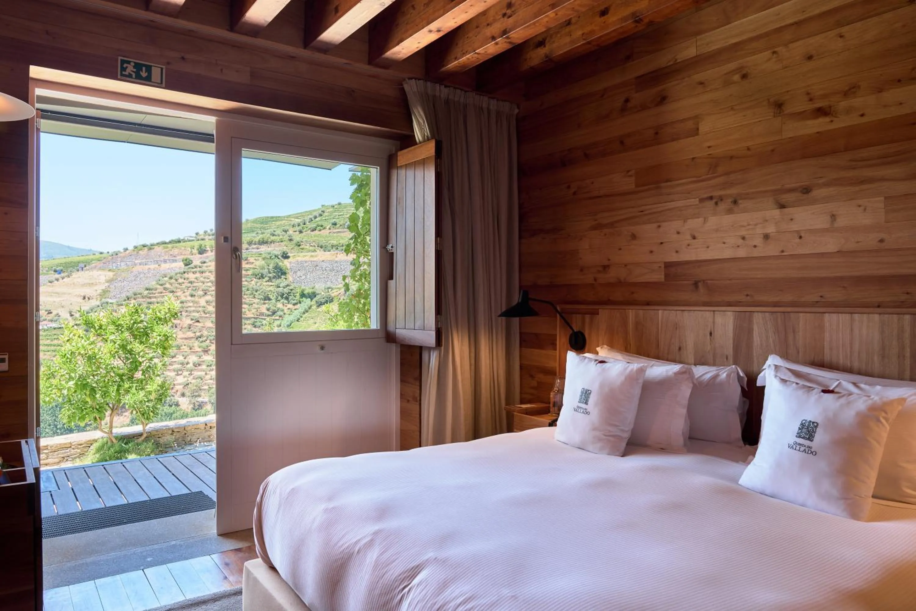 Bed in Quinta do Vallado - Douro Wine Hotel