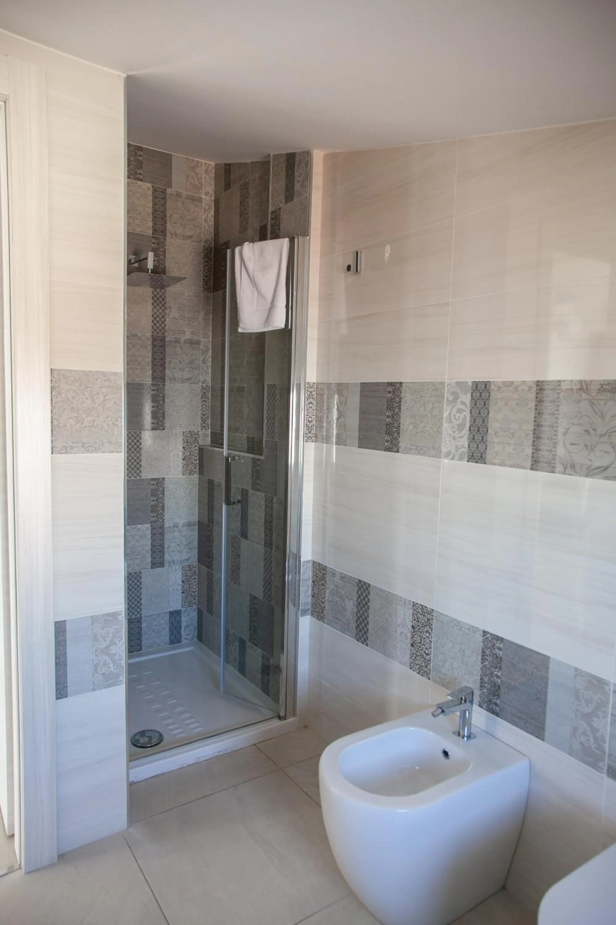 Shower in Hotel Dolce Stella