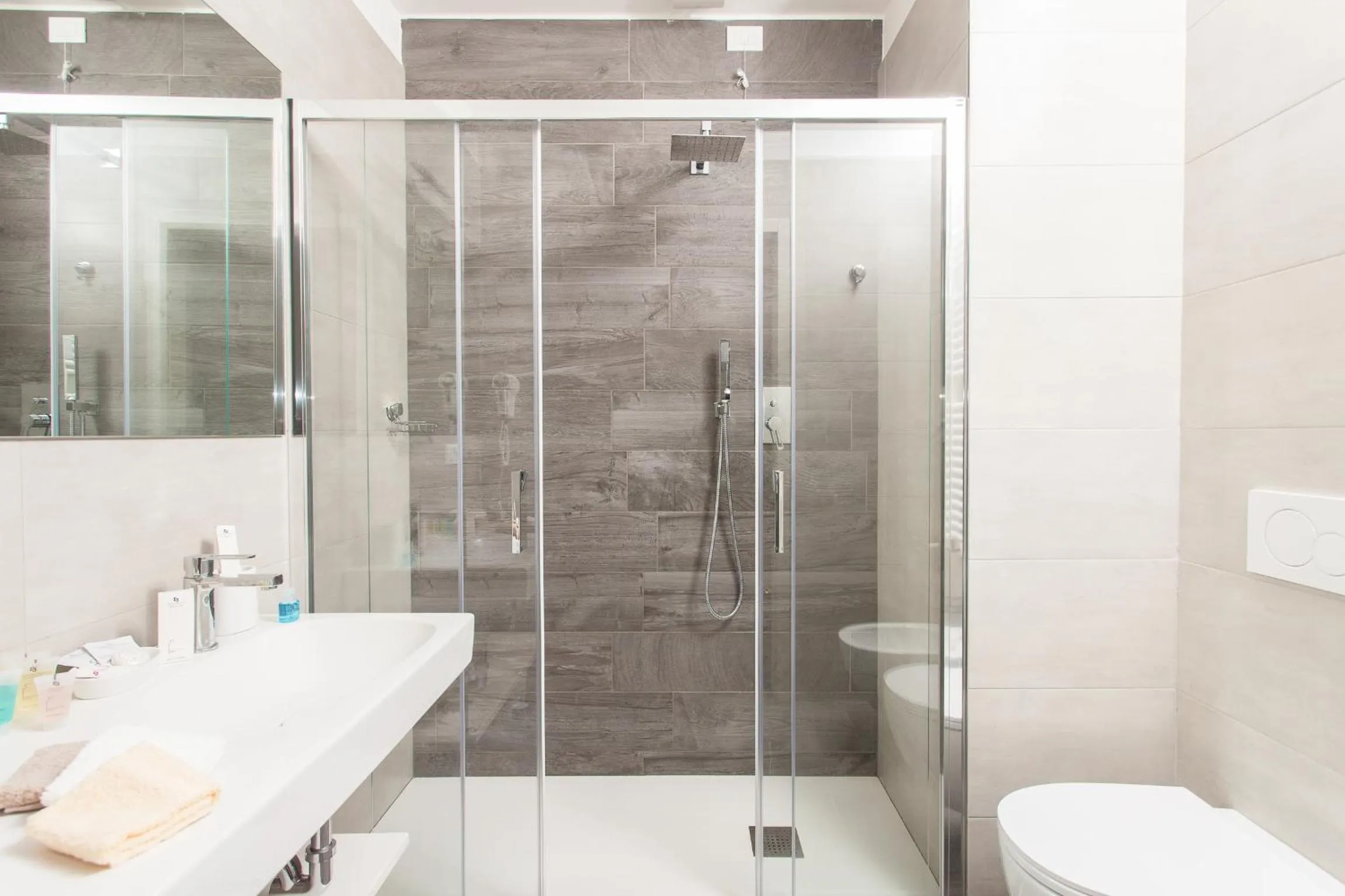 Bathroom in Hotel Nadir