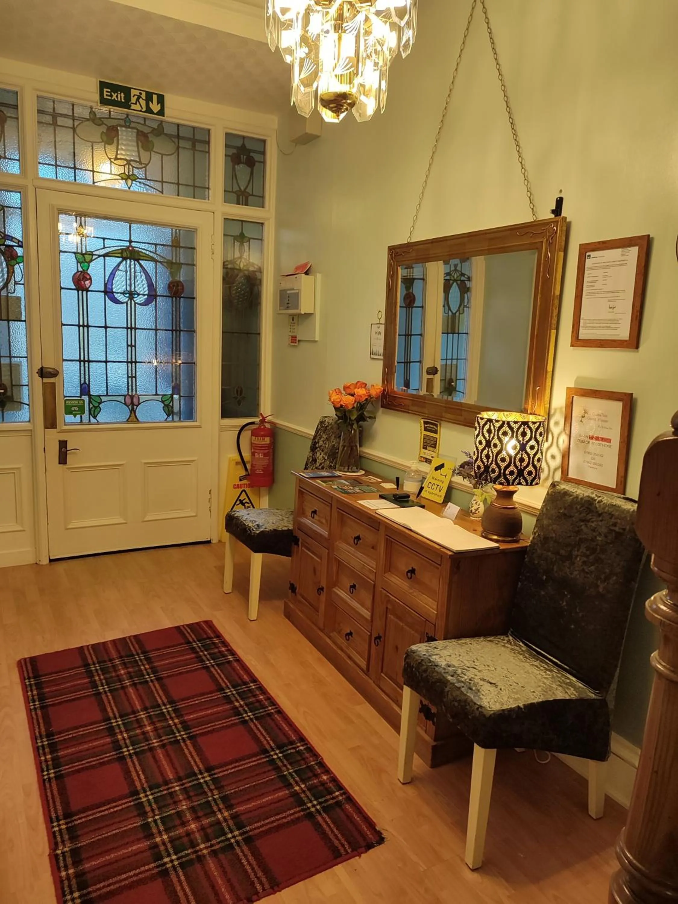 Facade/entrance in Dunallan Guest House