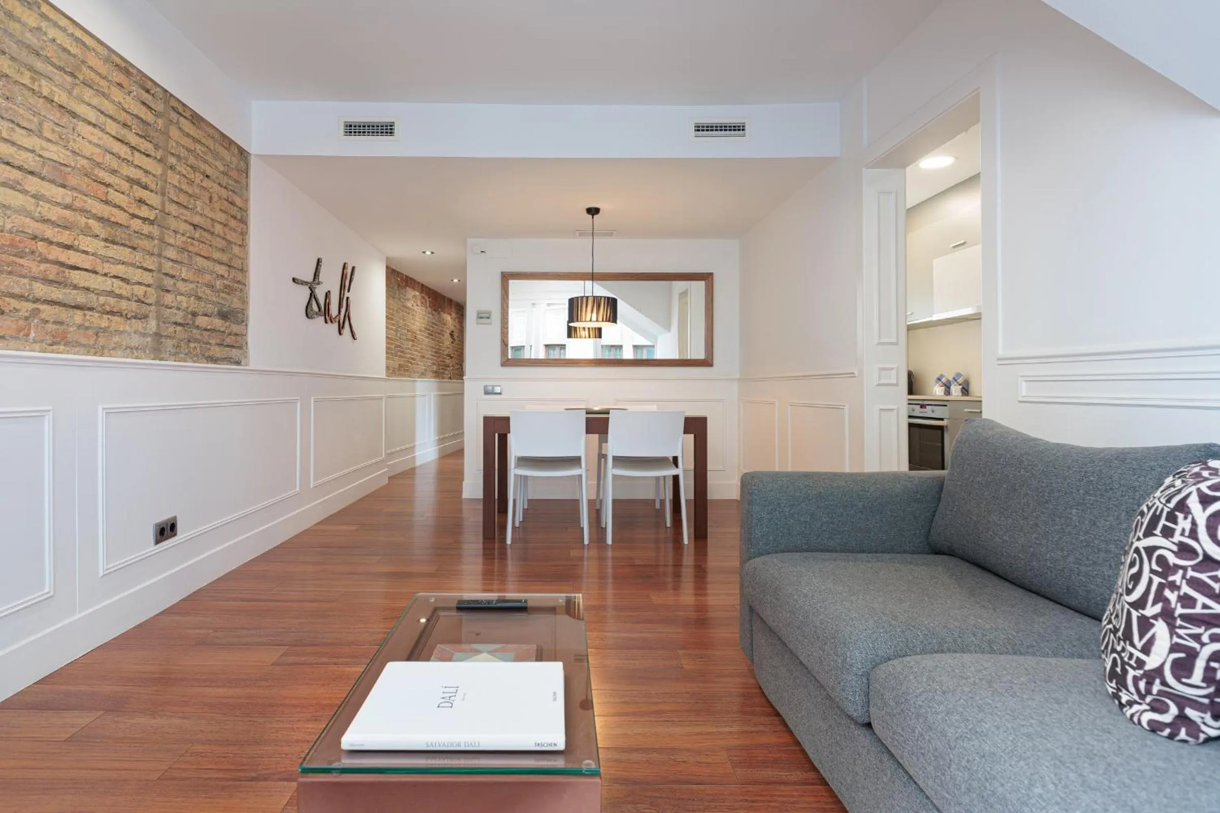 Living room in Enjoybcn Dali Apartments