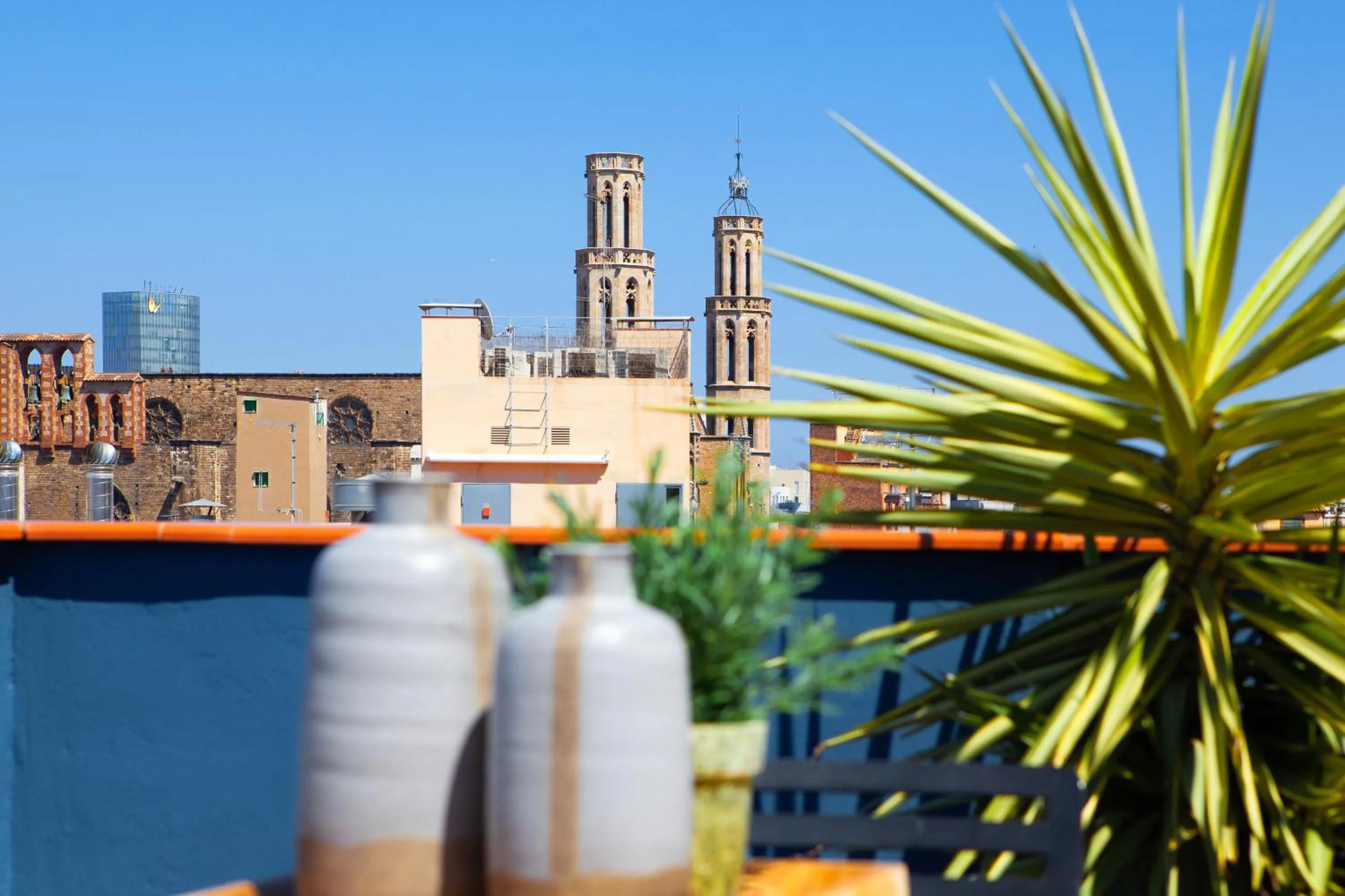 Penthouse with terrace in Enjoybcn Dali Apartments