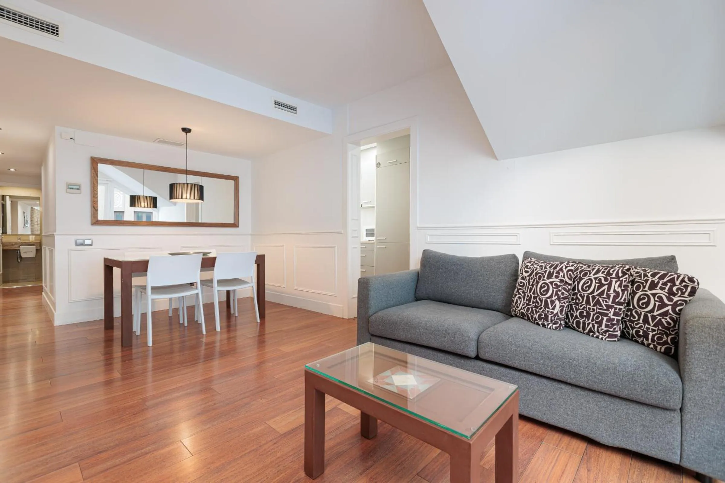 Living room in Enjoybcn Dali Apartments