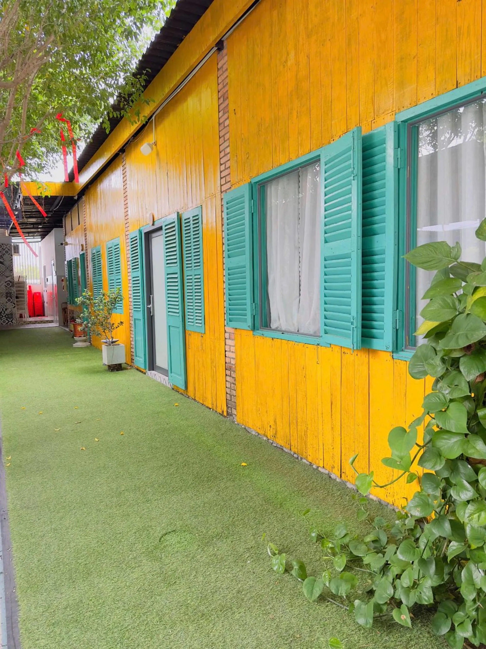 Inner courtyard view in Ninh Chu 2 Hotel