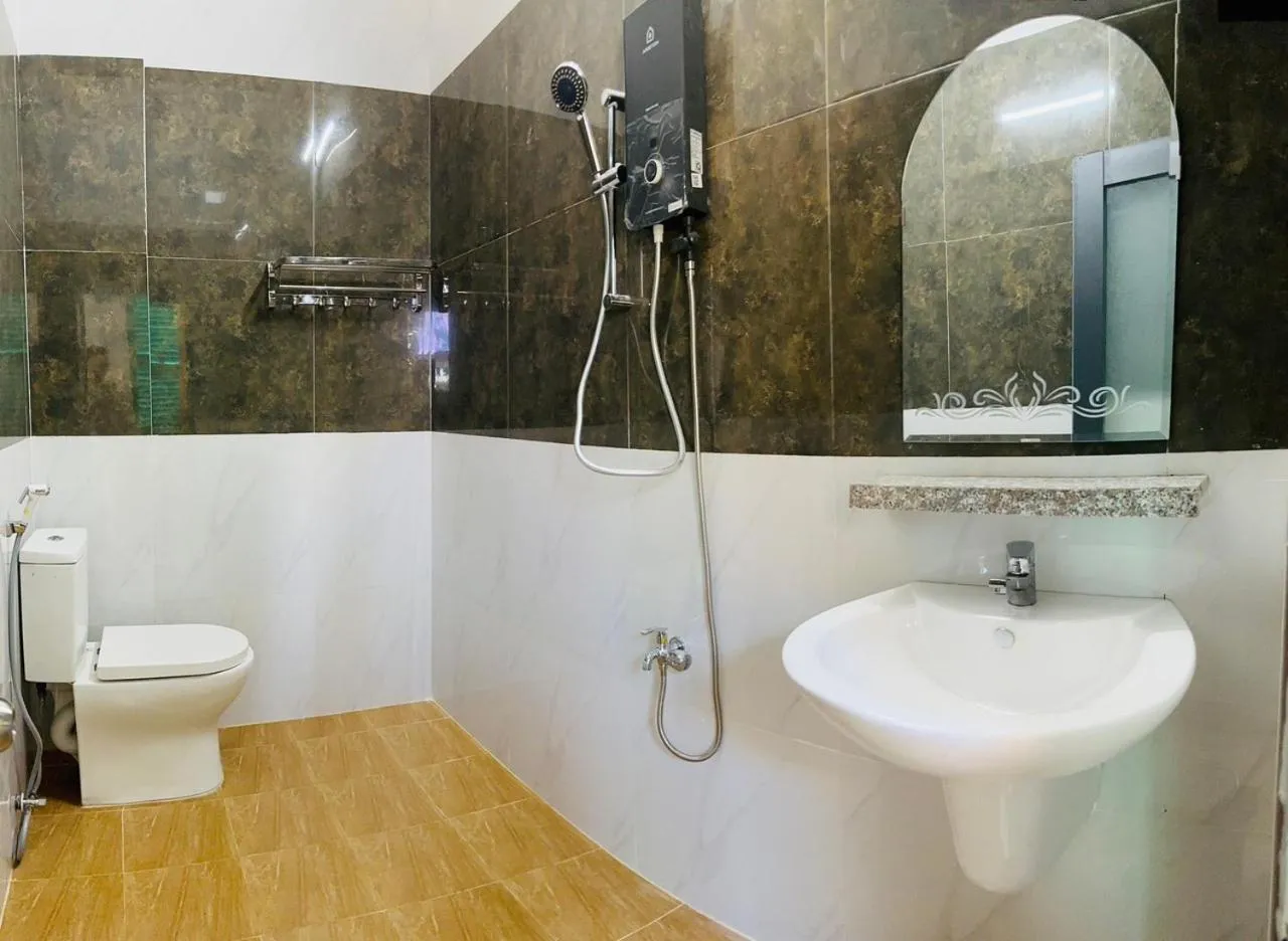 Bathroom in Ninh Chu 2 Hotel