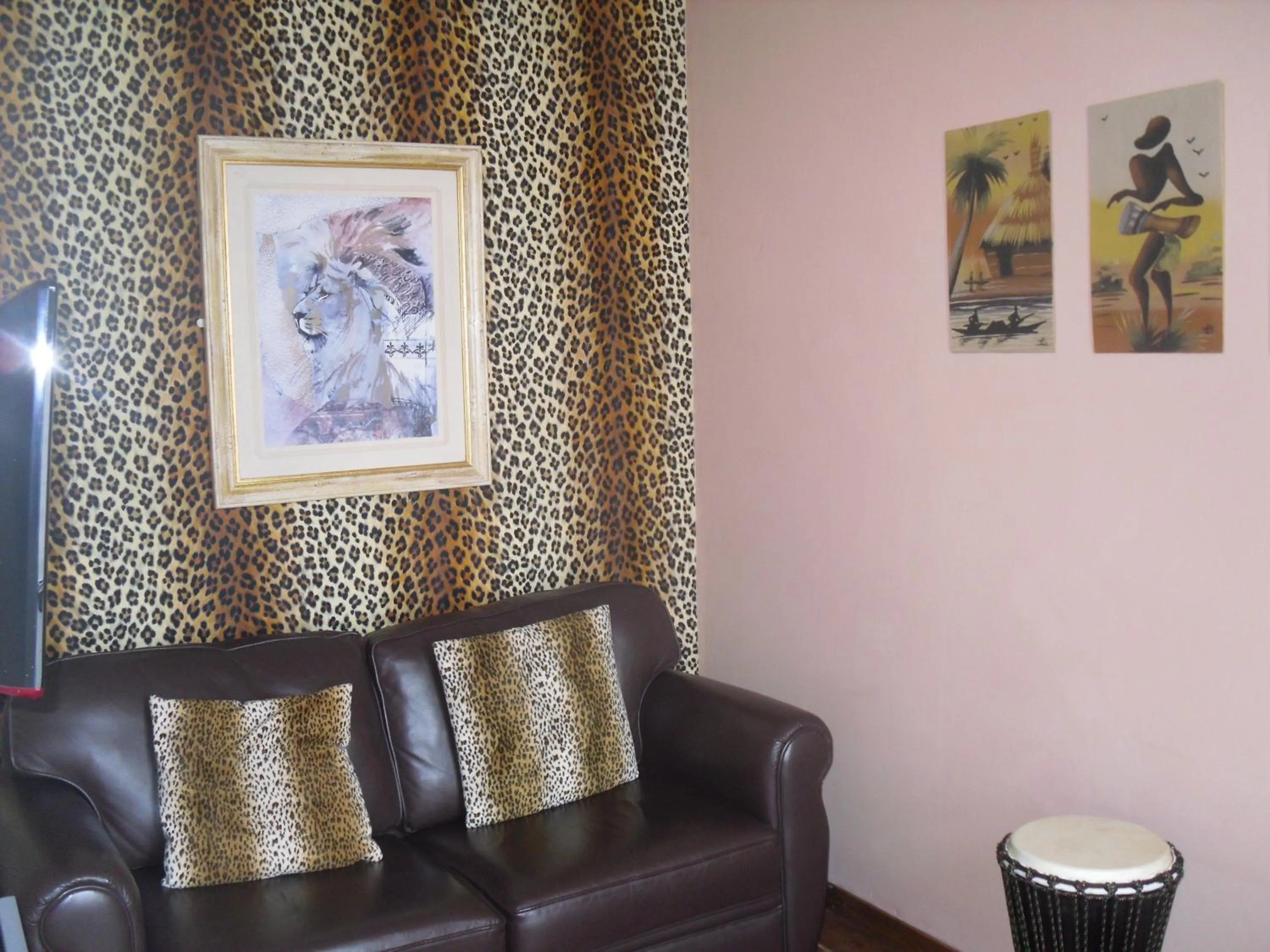 Decorative detail in Tiffany's Hotel